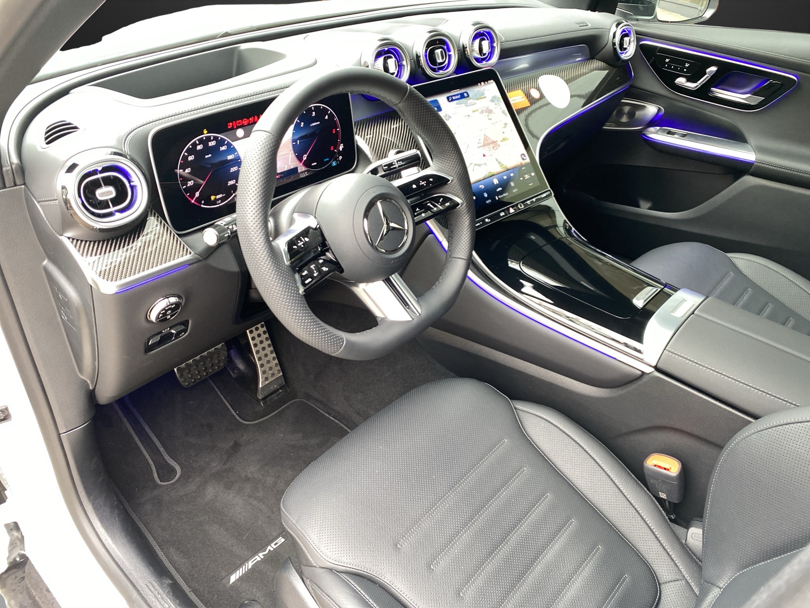 MERCEDES-BENZ GLC 220 d 4Matic 9G-Tronic-image-5