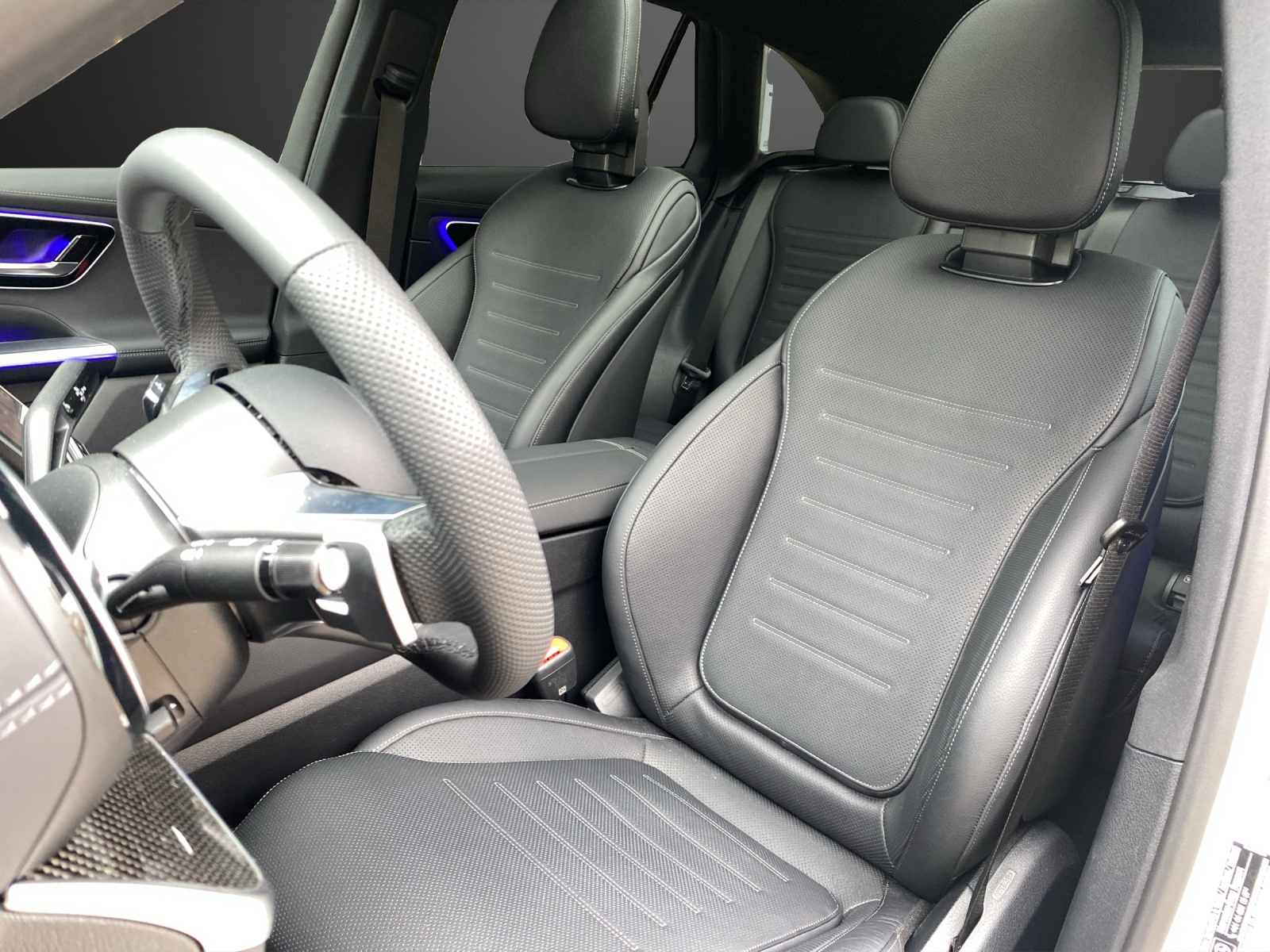 MERCEDES-BENZ GLC 220 d 4Matic 9G-Tronic-image-7