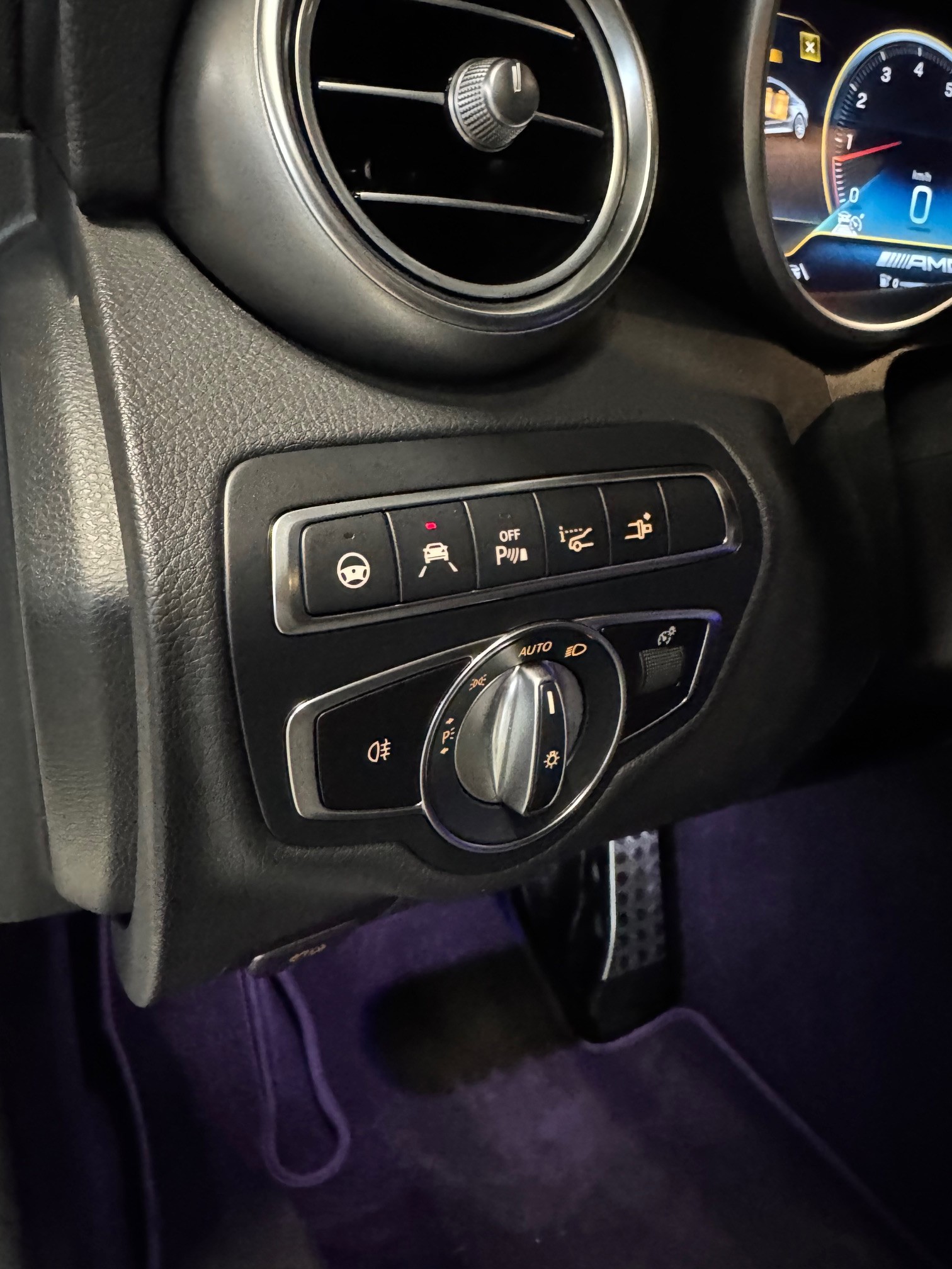 MERCEDES-BENZ C 63 S AMG 9G-tronic-image-13