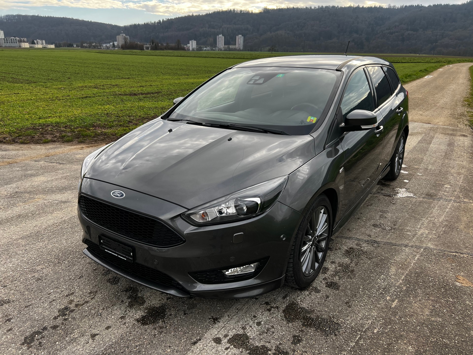 FORD Focus 1.5 SCTi ST Line-image-0