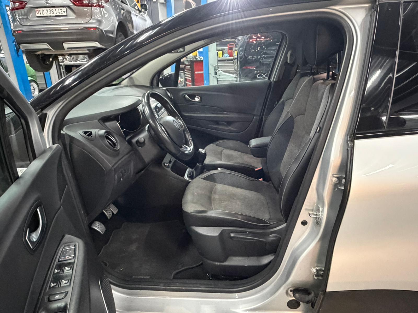 RENAULT Captur 0.9 12V Life-image-9