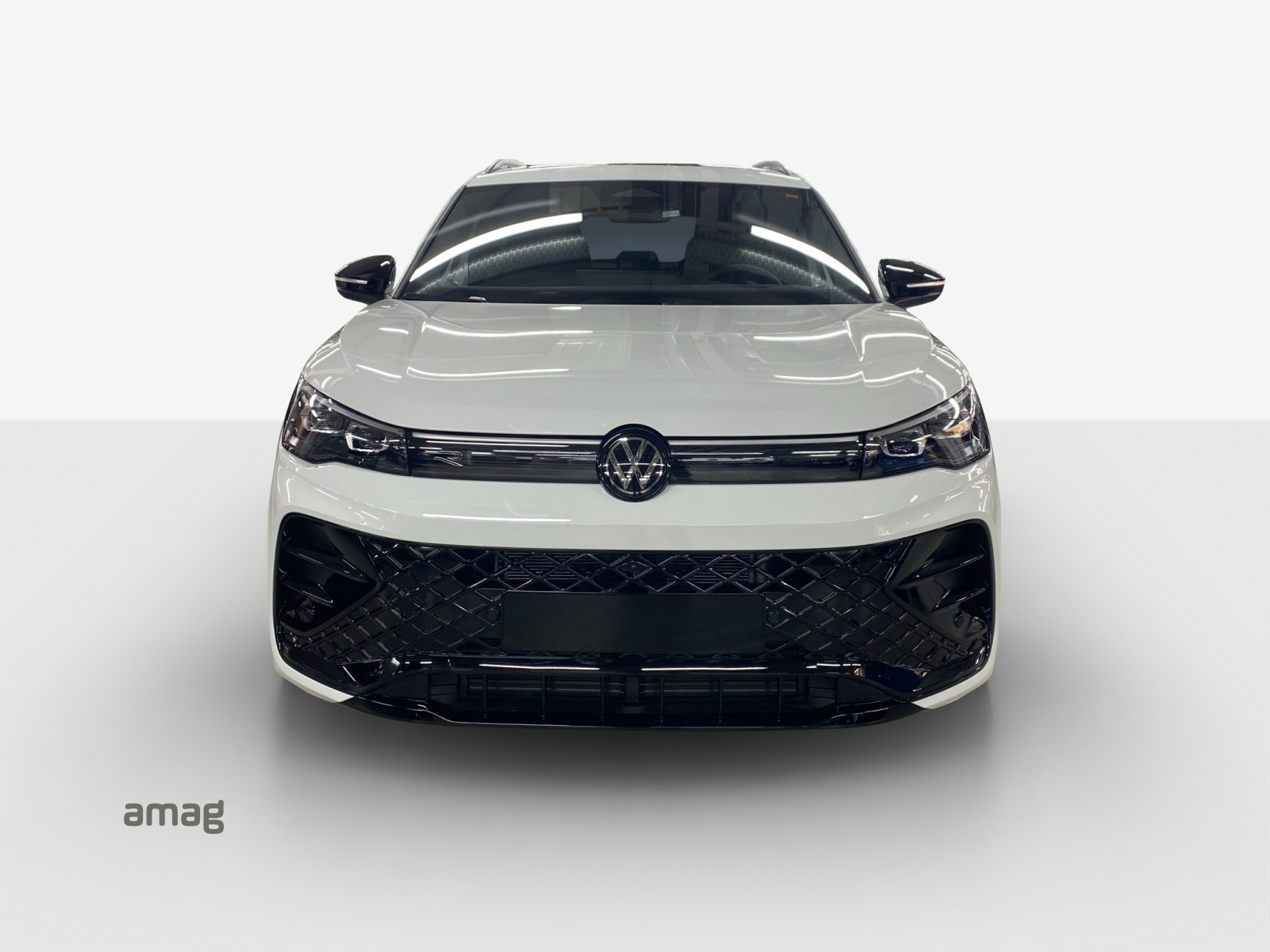 VW Tiguan 2.0 TDI SCR R-Line 4Motion DSG-image-6
