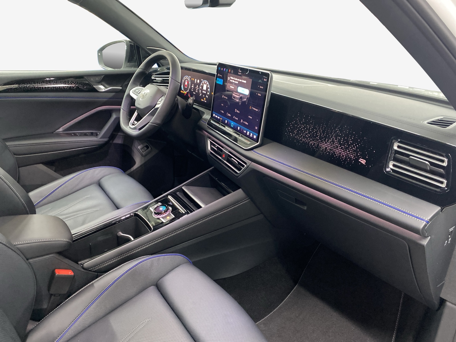 VW Tiguan 2.0 TDI SCR R-Line 4Motion DSG-image-13