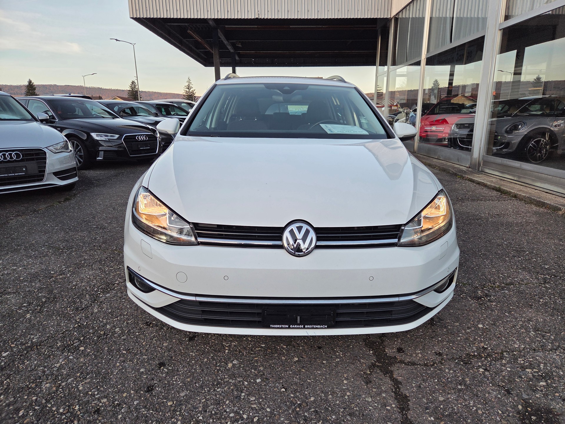 VW Golf Variant 1.5 TSI EVO Comfortline DSG-image-2