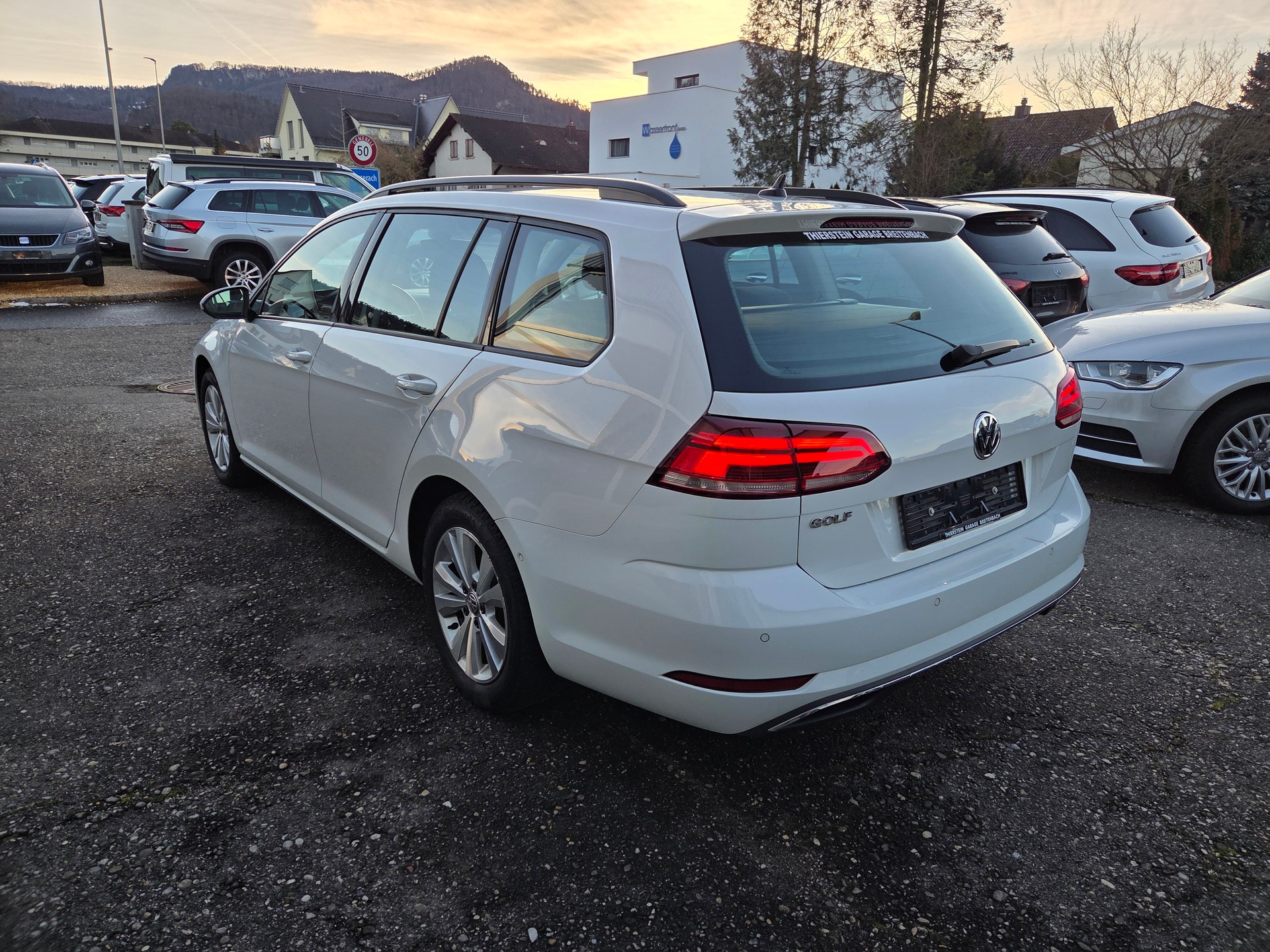 VW Golf Variant 1.5 TSI EVO Comfortline DSG-image-5