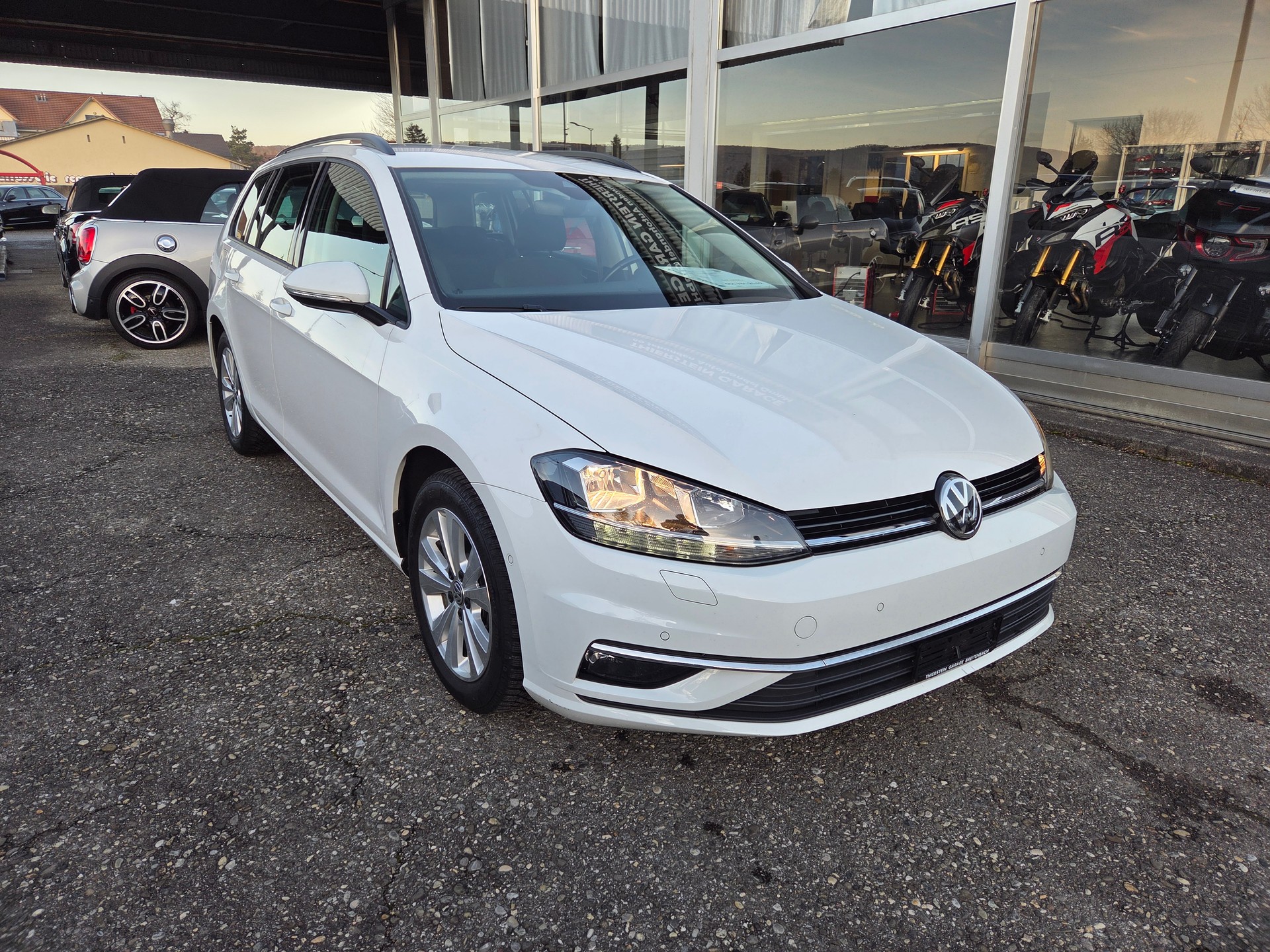 VW Golf Variant 1.5 TSI EVO Comfortline DSG-image-1