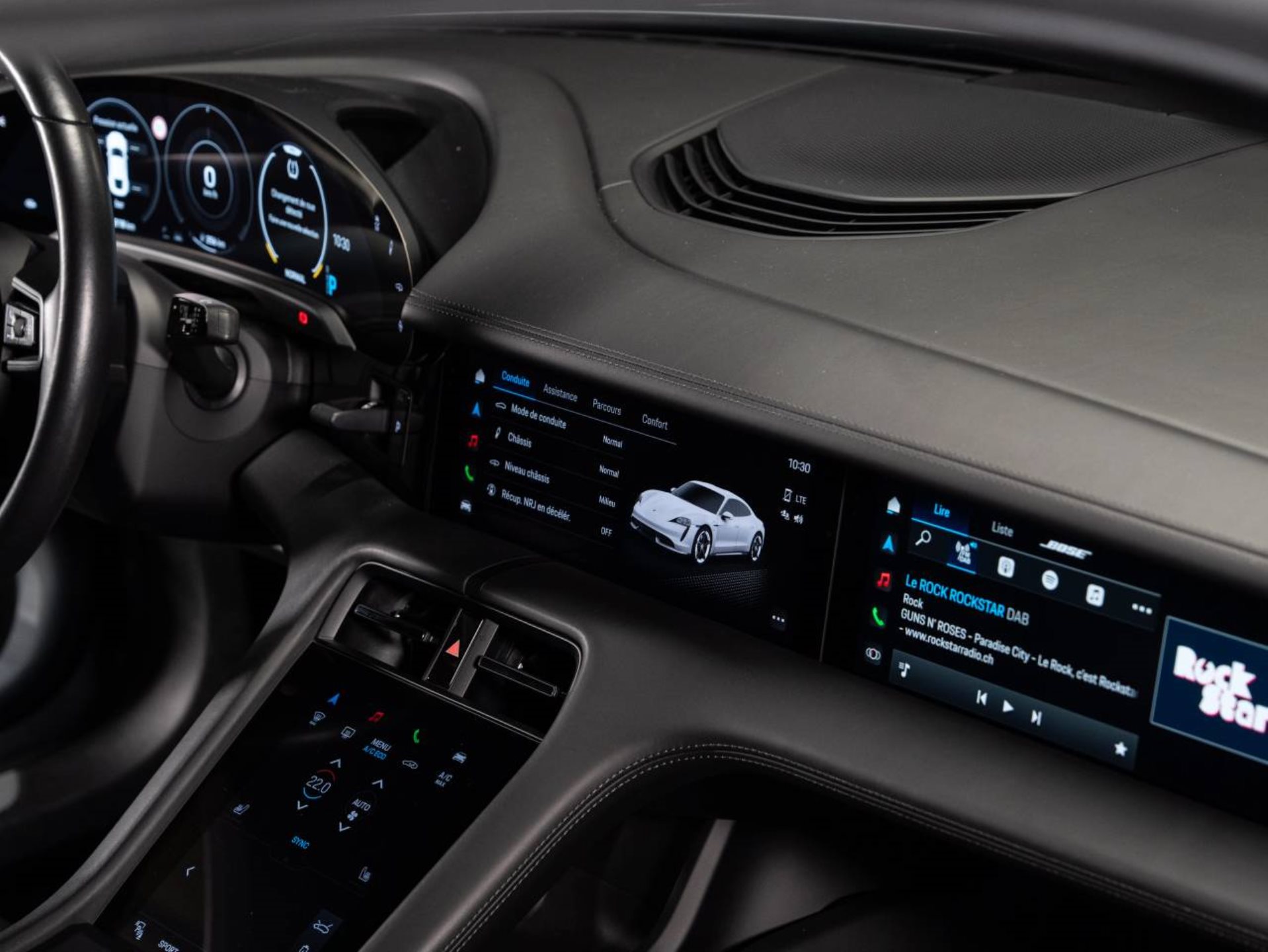 PORSCHE Taycan 4S-image-9
