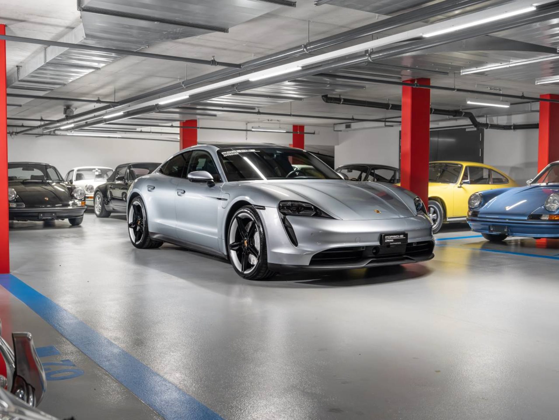 PORSCHE Taycan 4S-image-5