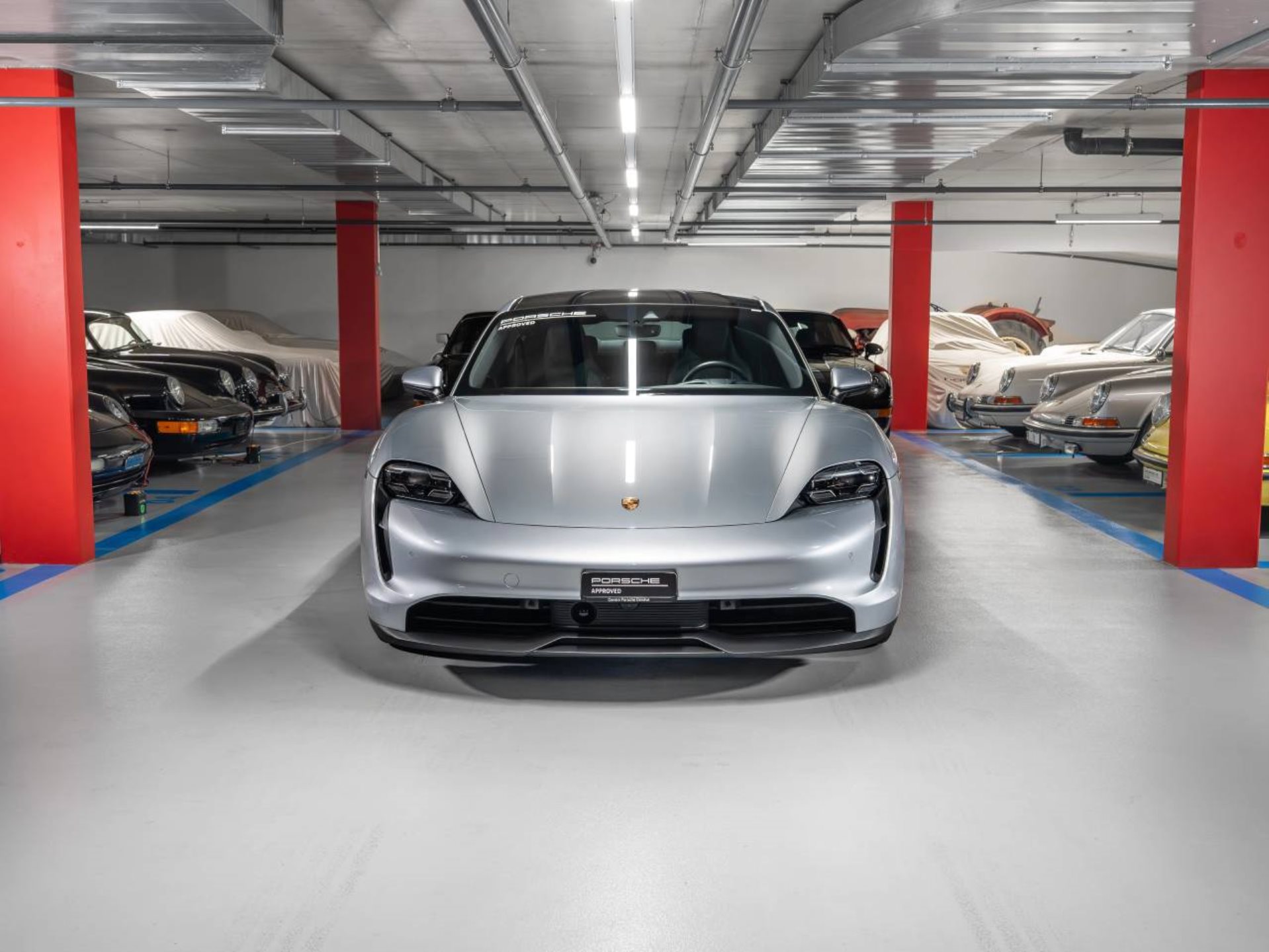 PORSCHE Taycan 4S-image-1