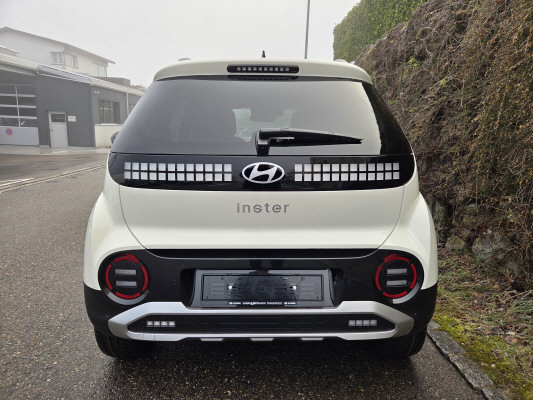 HYUNDAI Inster 49kWh Amplia-image-4