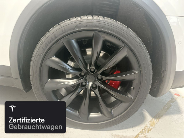 TESLA Model X Performance-image-11