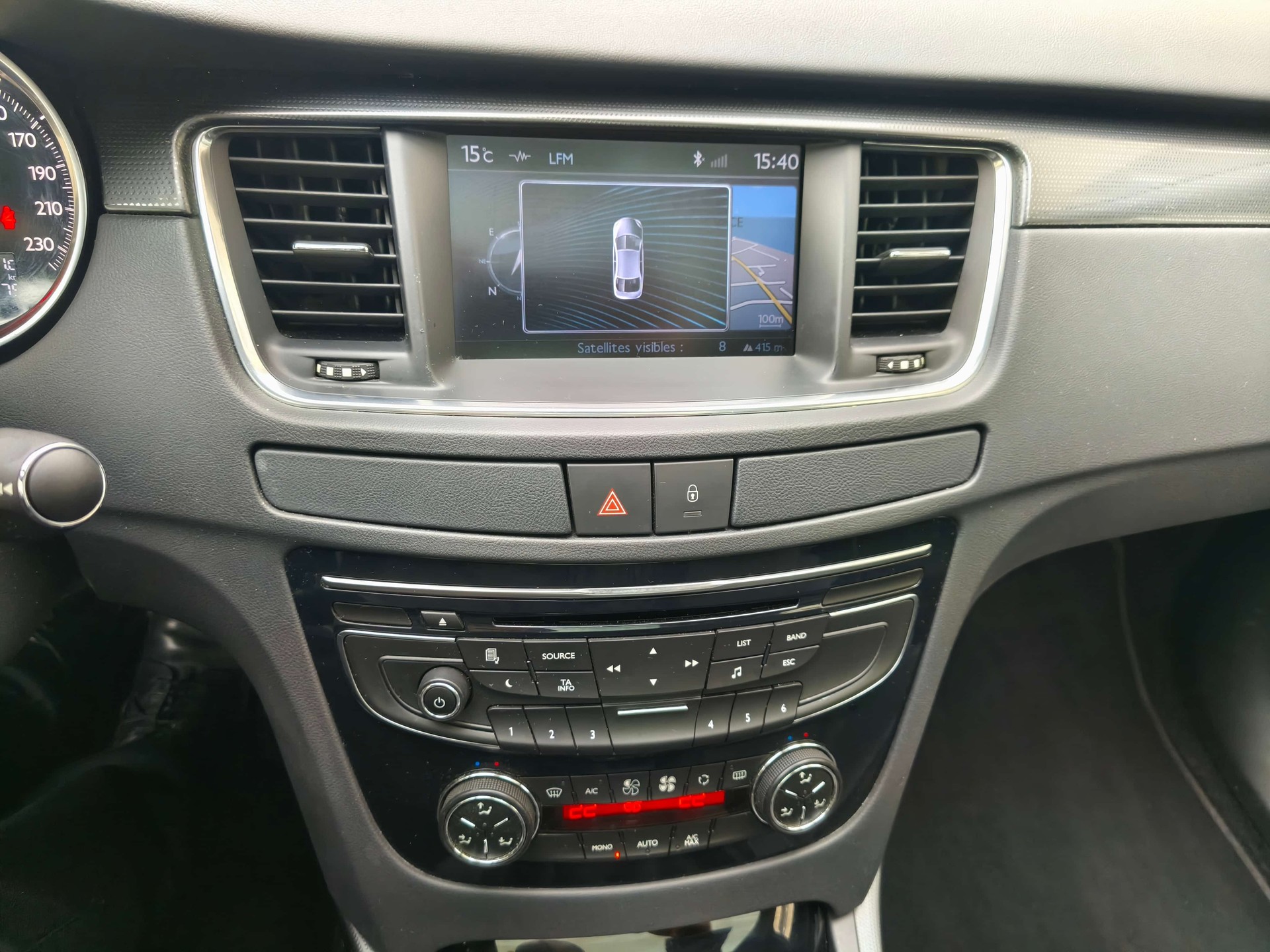 PEUGEOT 508 SW 1.6 16V T Business-image-11