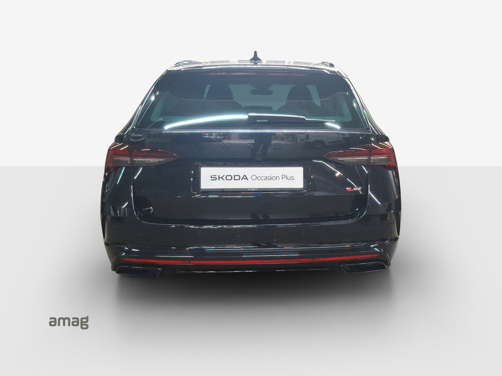 SKODA Octavia Combi 2.0 TSI DSG RS-image-3
