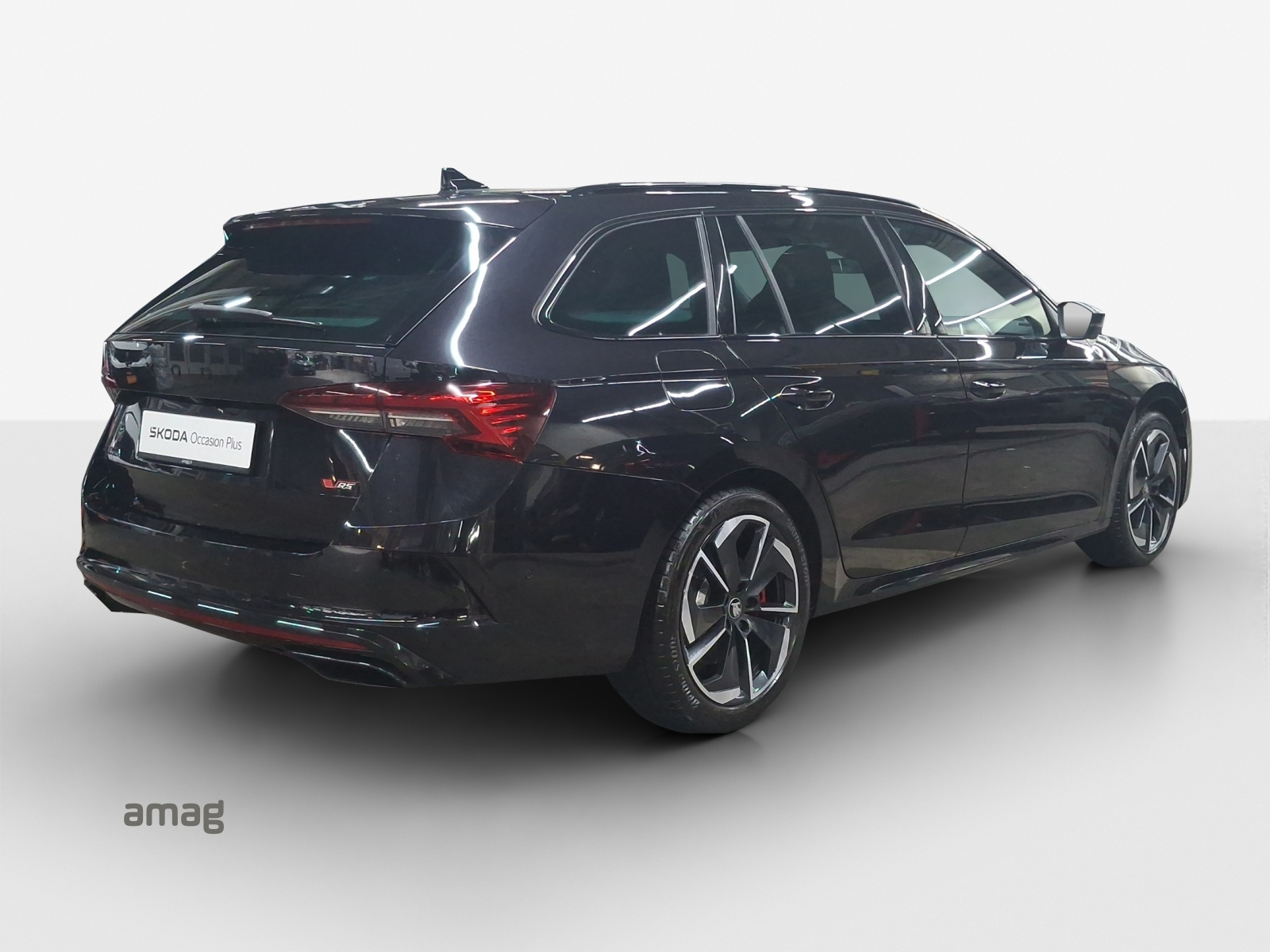 SKODA Octavia Combi 2.0 TSI DSG RS-image-4