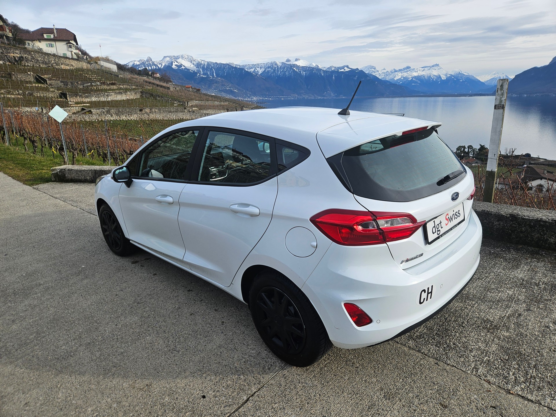 FORD Fiesta 1.0 SCTi Trend-image-2