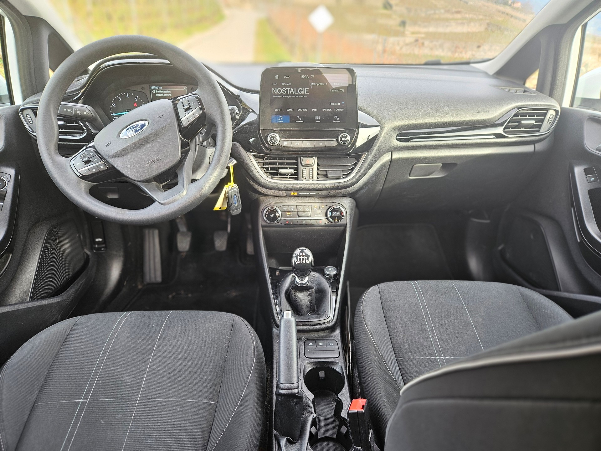 FORD Fiesta 1.0 SCTi Trend-image-12