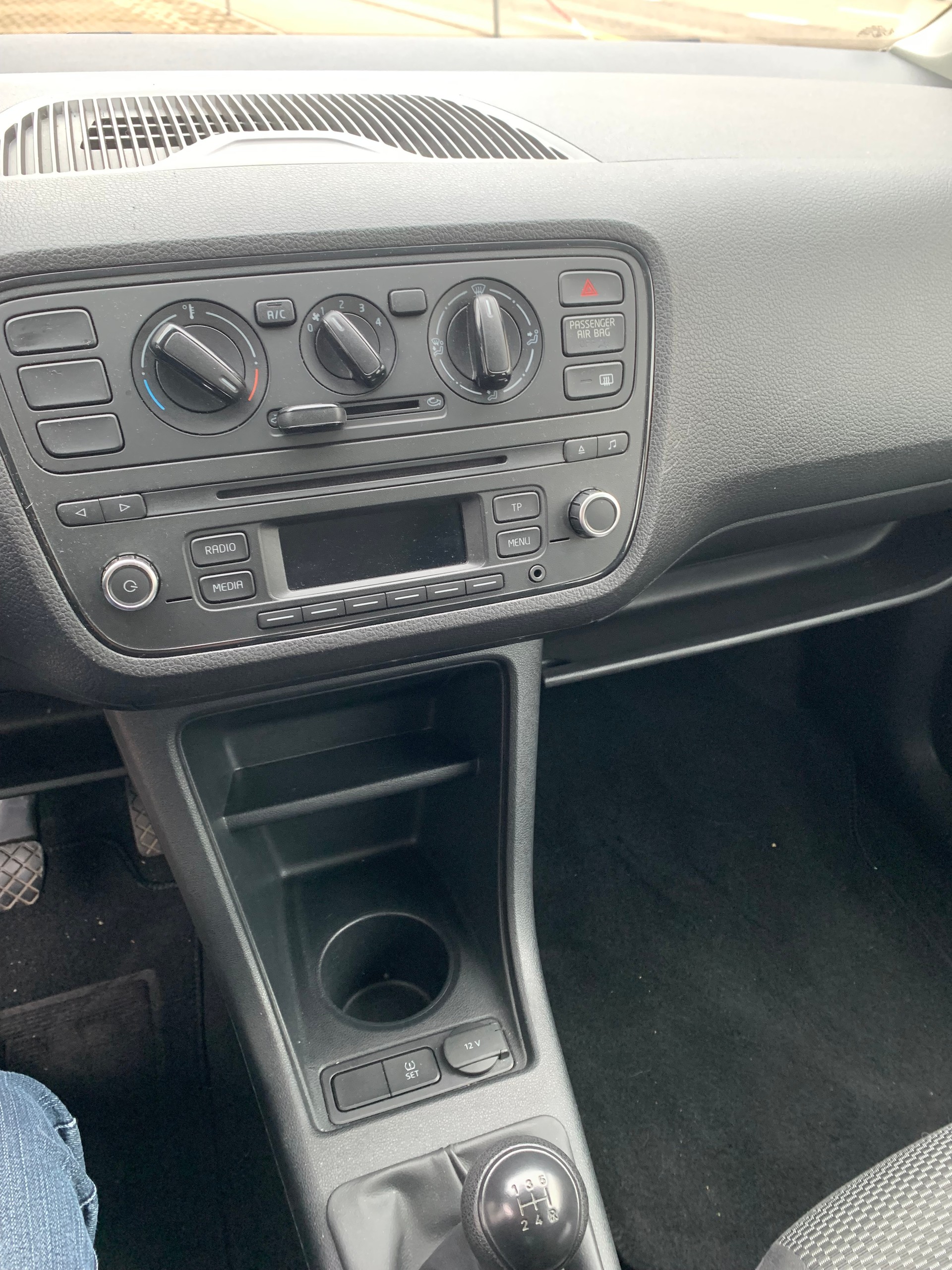 SEAT Mii 1.0 Style Viva-image-5