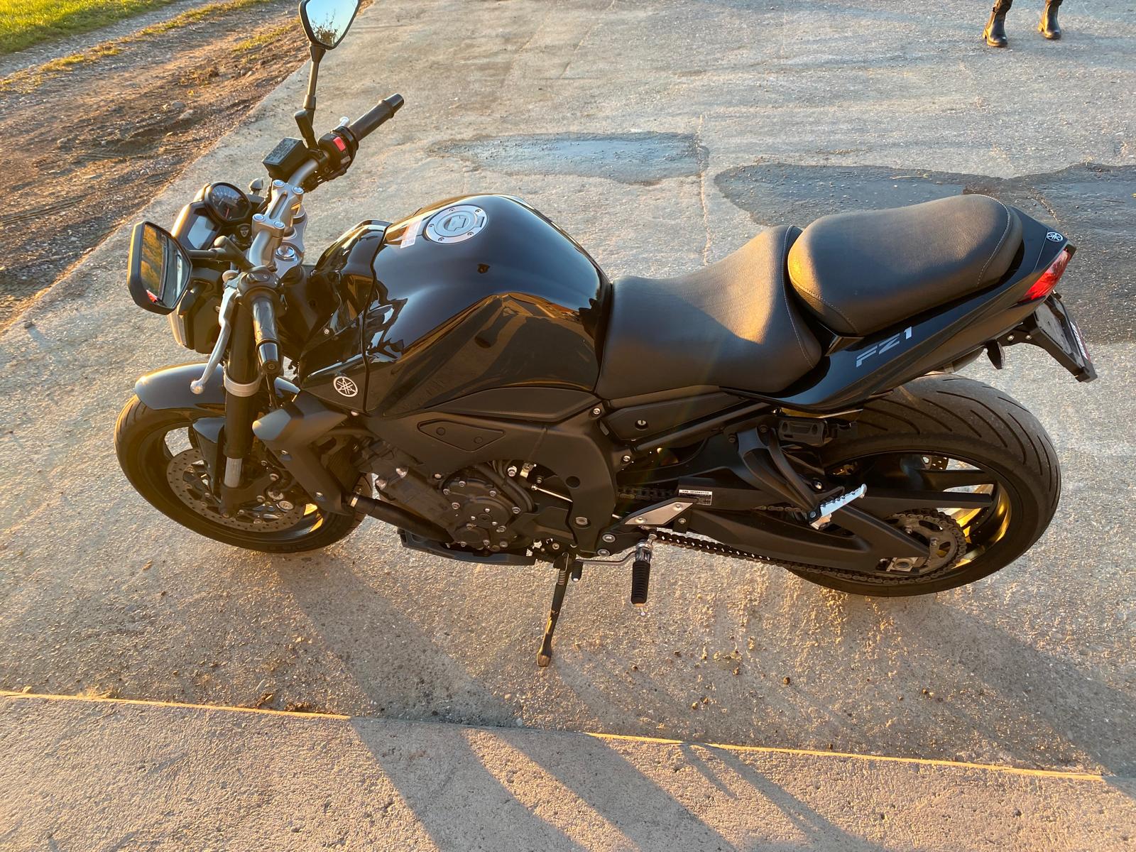 YAMAHA FZ1 N ABS-image-2