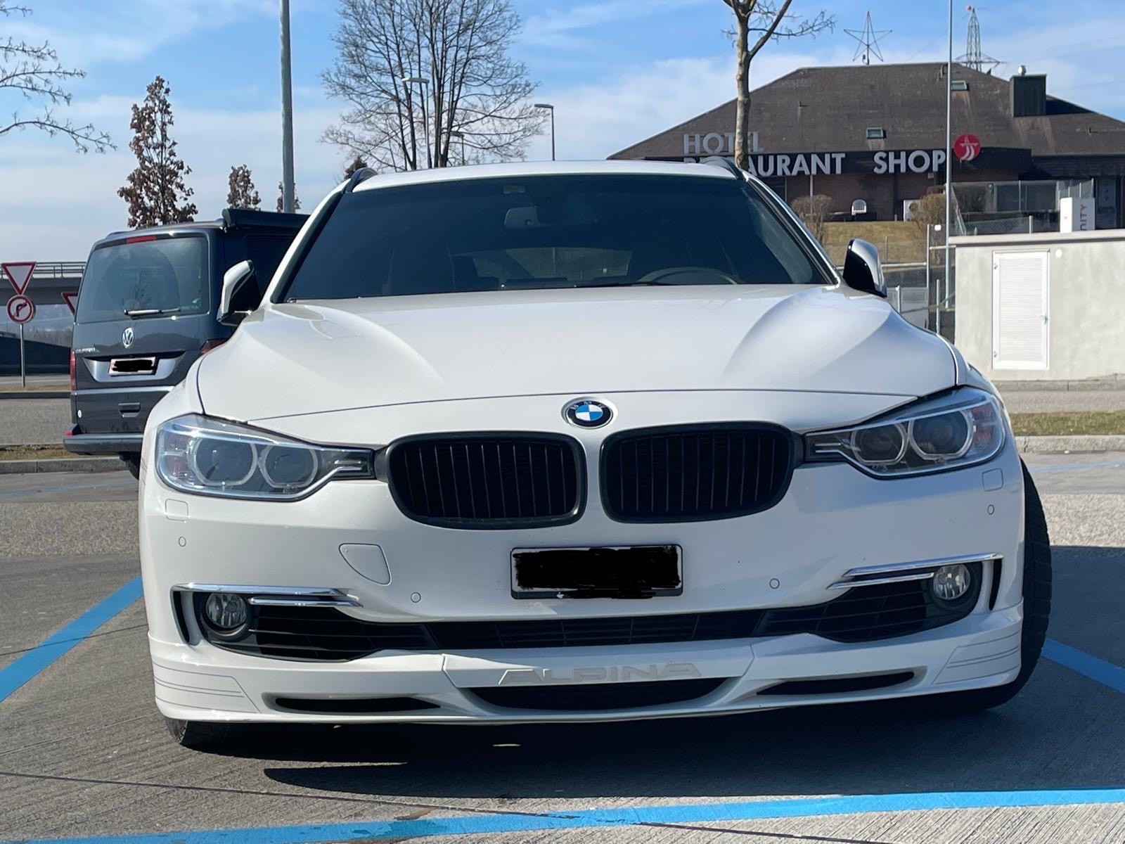 BMW-ALPINA D3 BiTurbo Touring 3.0d Switch-Tronic-image-2