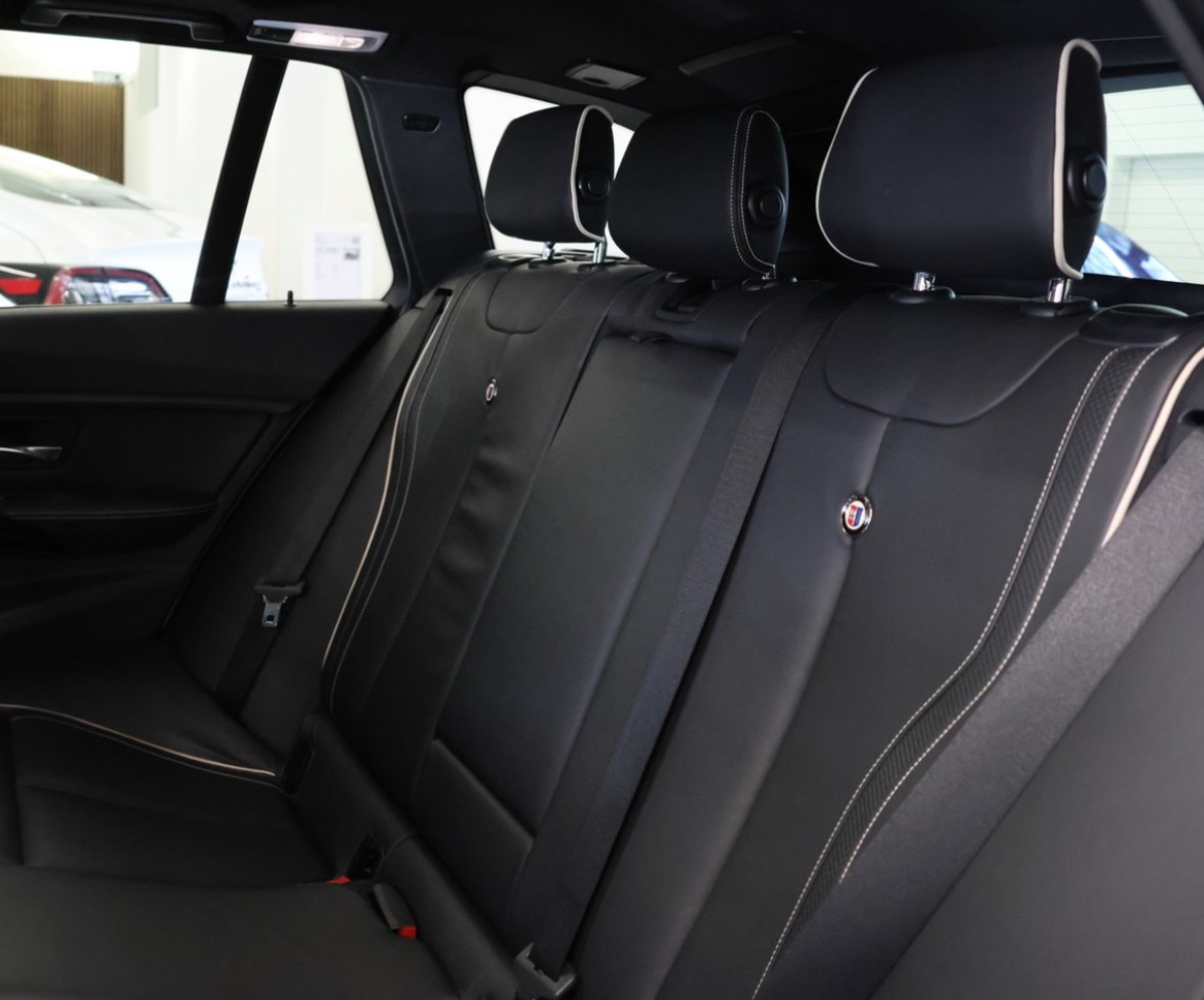 BMW-ALPINA D3 BiTurbo Touring 3.0d Switch-Tronic-image-13