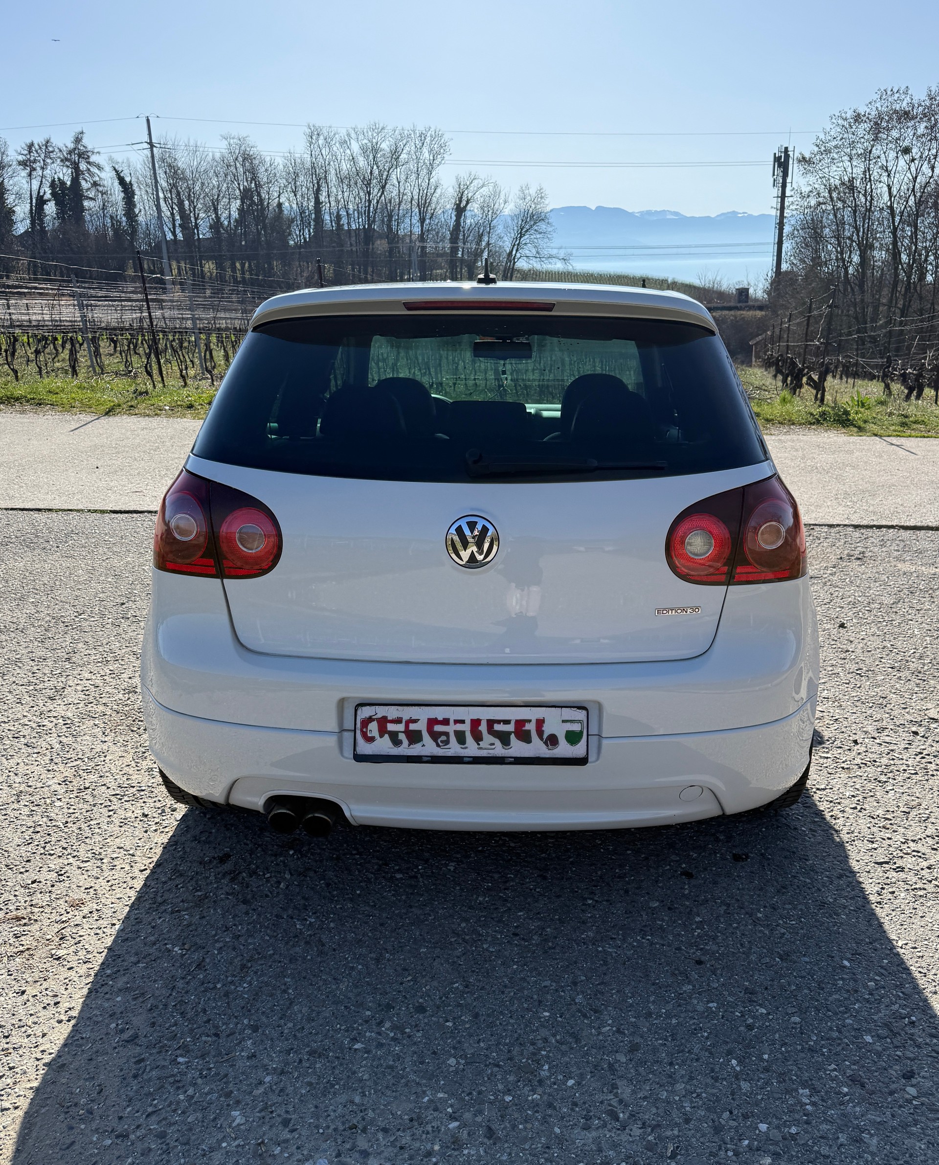 VW Golf 2.0 TFSI GTI Edition 30 DSG-image-4