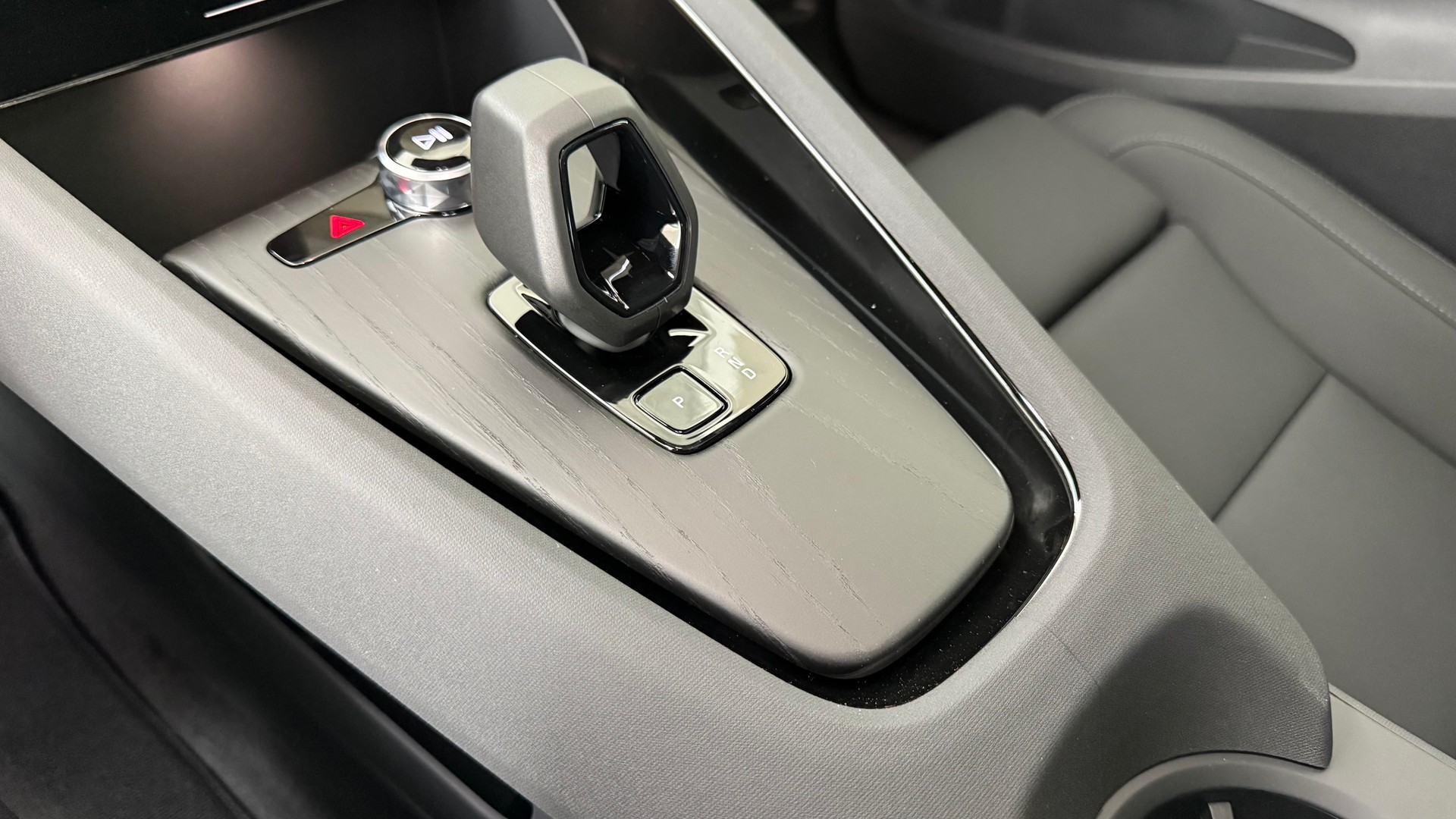 POLESTAR 2 Long Range Dual Motor Prime-image-14