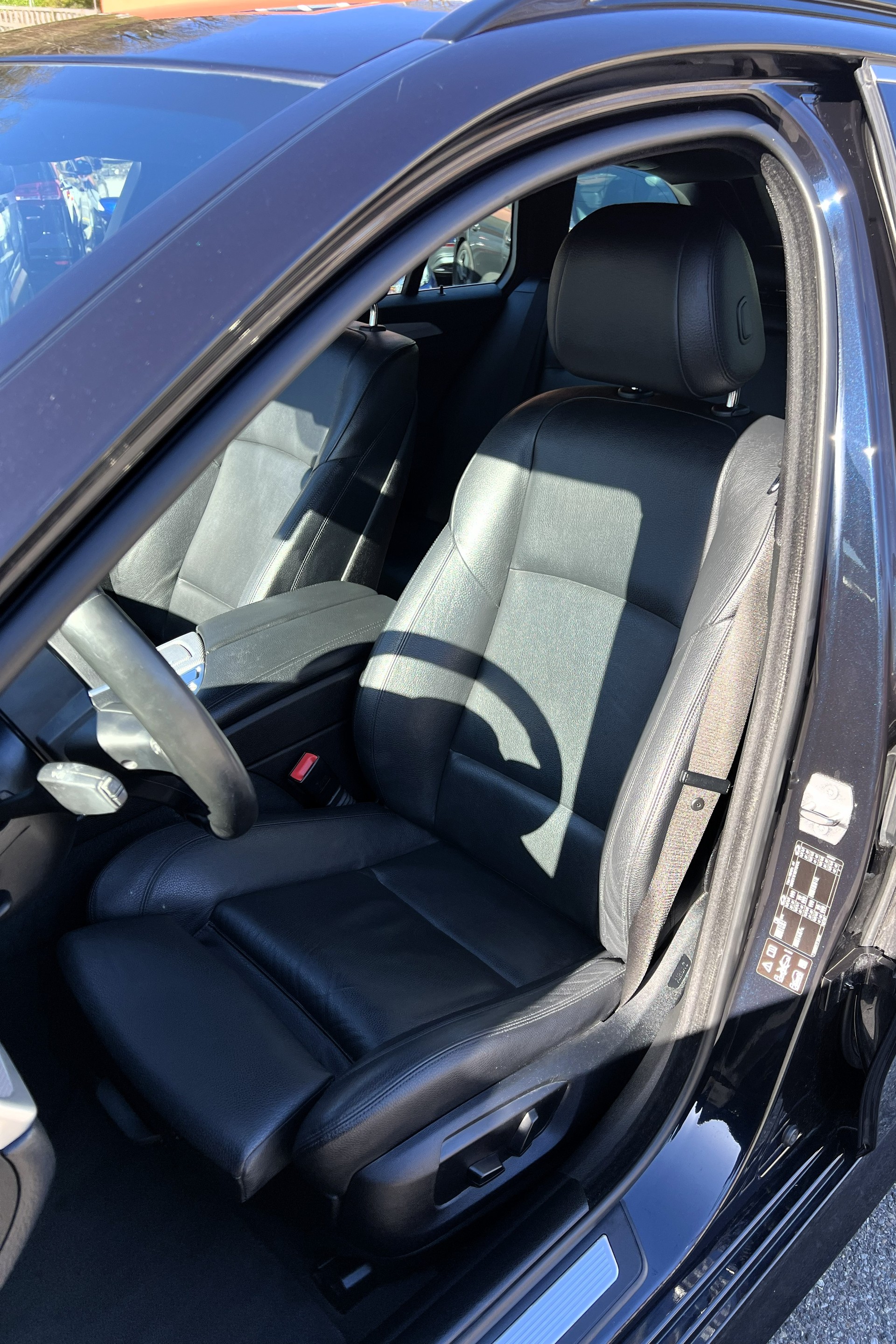 BMW 525d Touring xDrive M-Sport-image-14