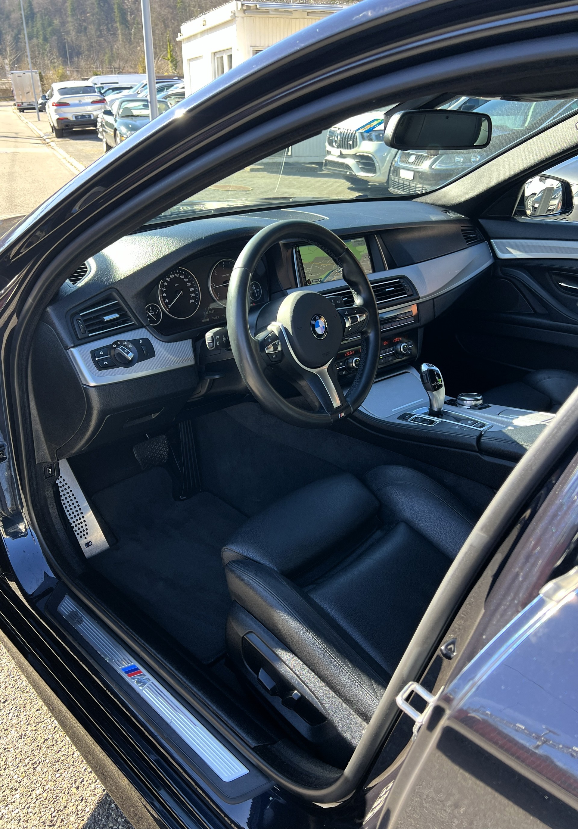 BMW 525d Touring xDrive M-Sport-image-15