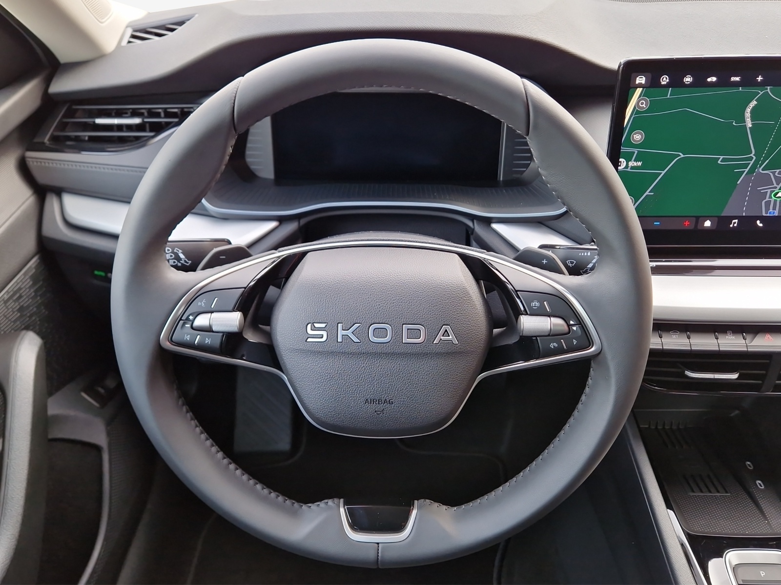 SKODA Octavia Combi 2.0 TDI DSG Selection-image-9
