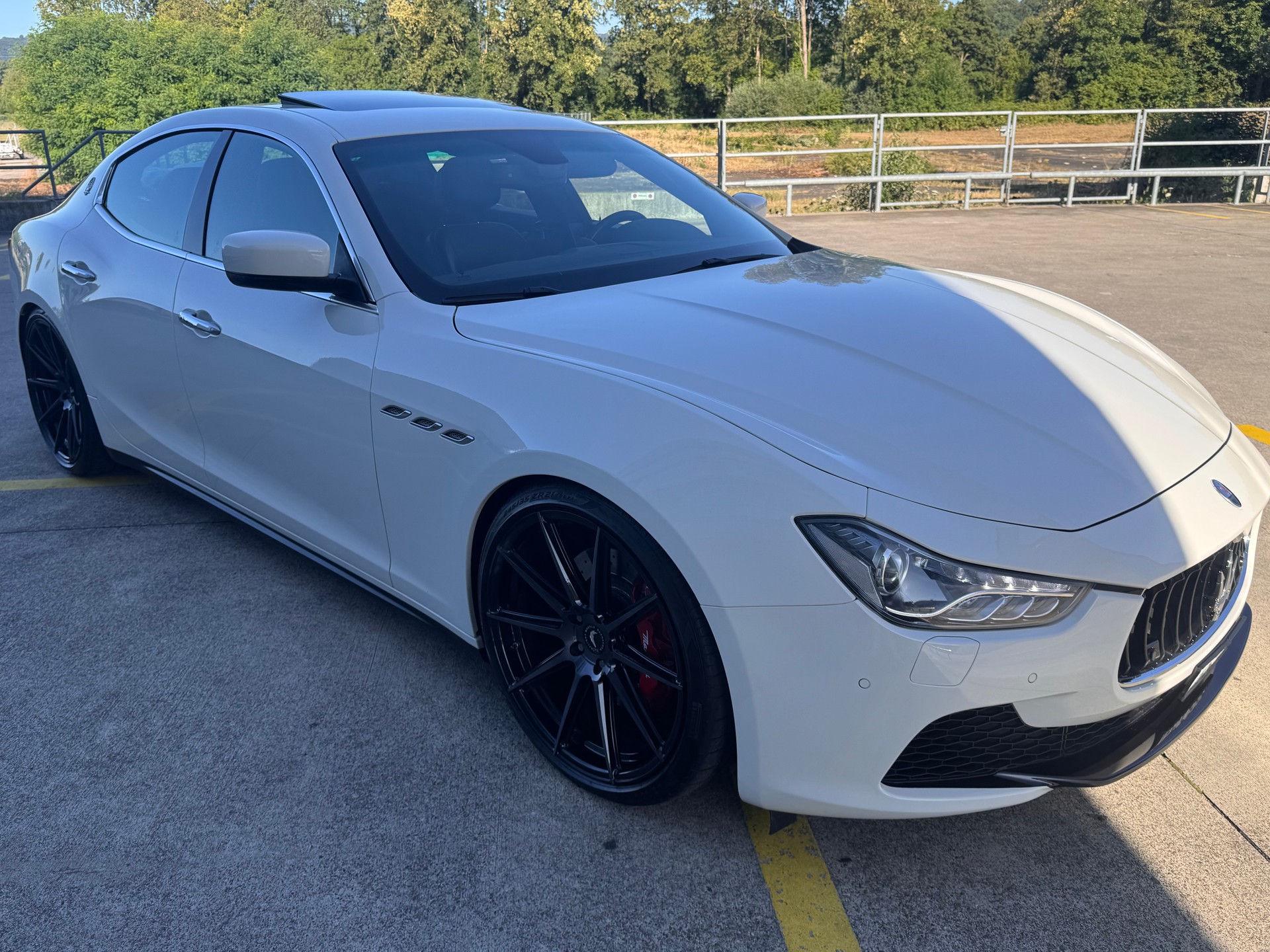 MASERATI Ghibli S Q4 3.0 V6 Swiss Mountain Ed. Automatica-image-0