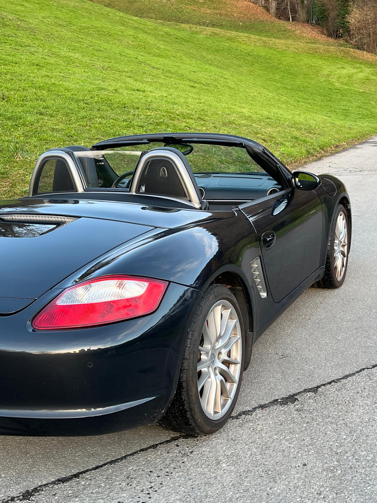 PORSCHE 3.2 S-image-4