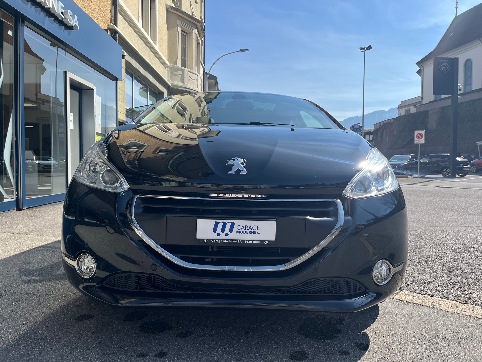 PEUGEOT 208 1.2 PureTech Access-showroom-element-2