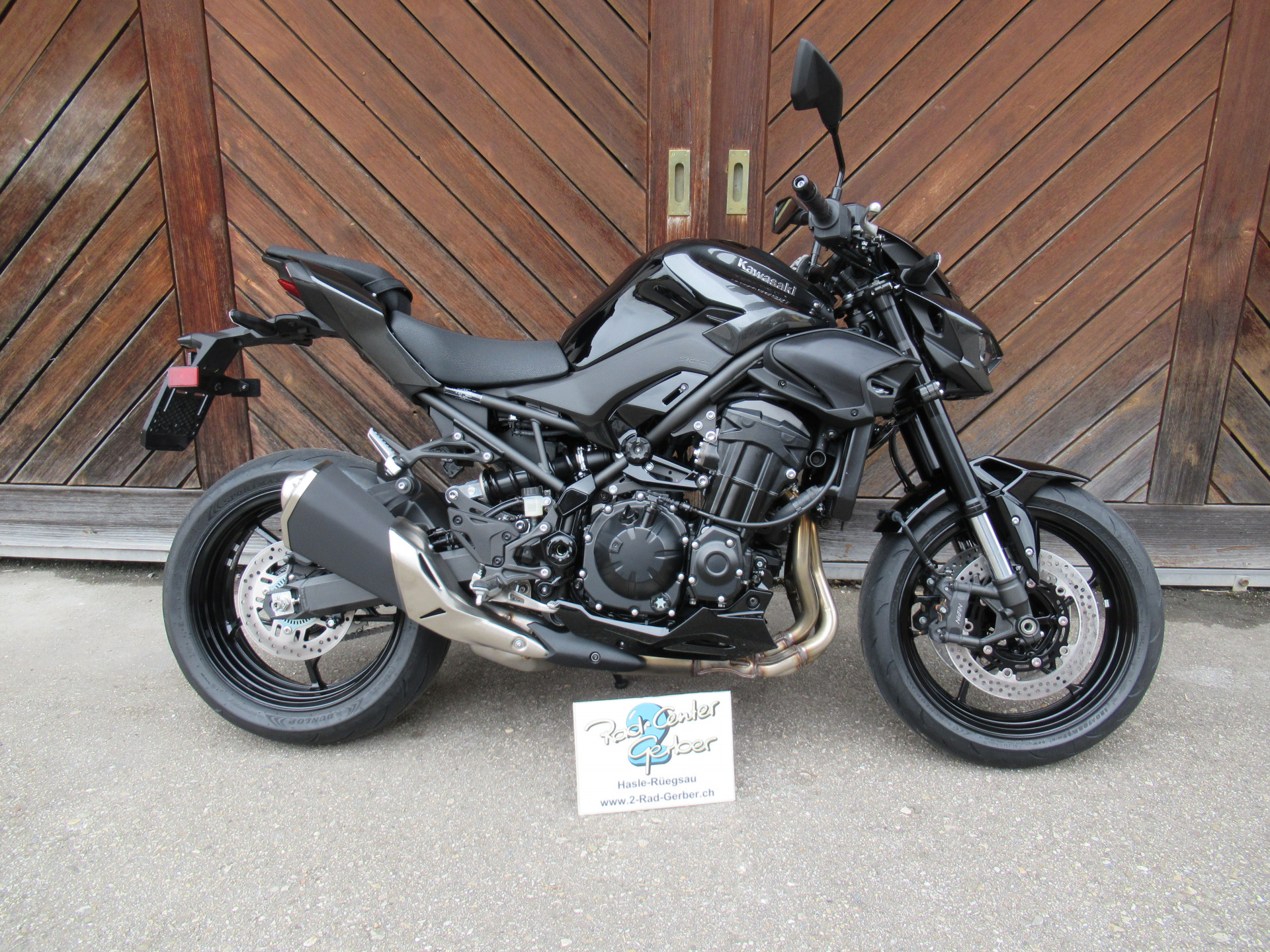 KAWASAKI Z 900-image-4