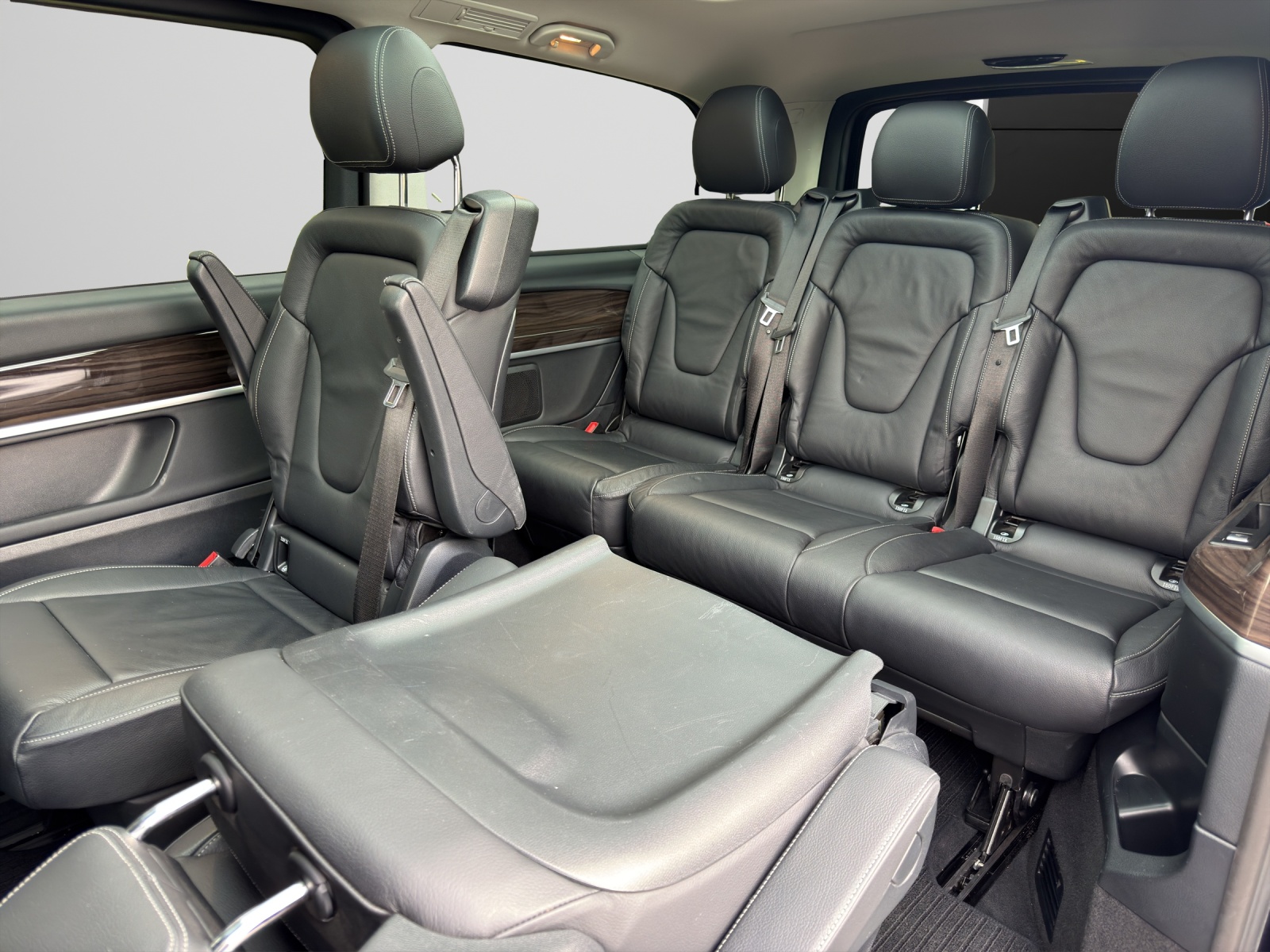 Image MERCEDES-BENZ V-220 V 220 d Exclusive lang 4Matic 9G-Tronic