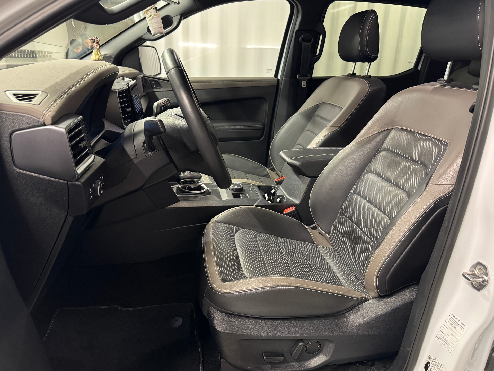 VW Amarok 3.0TDI Aventura Winter 1-image-6