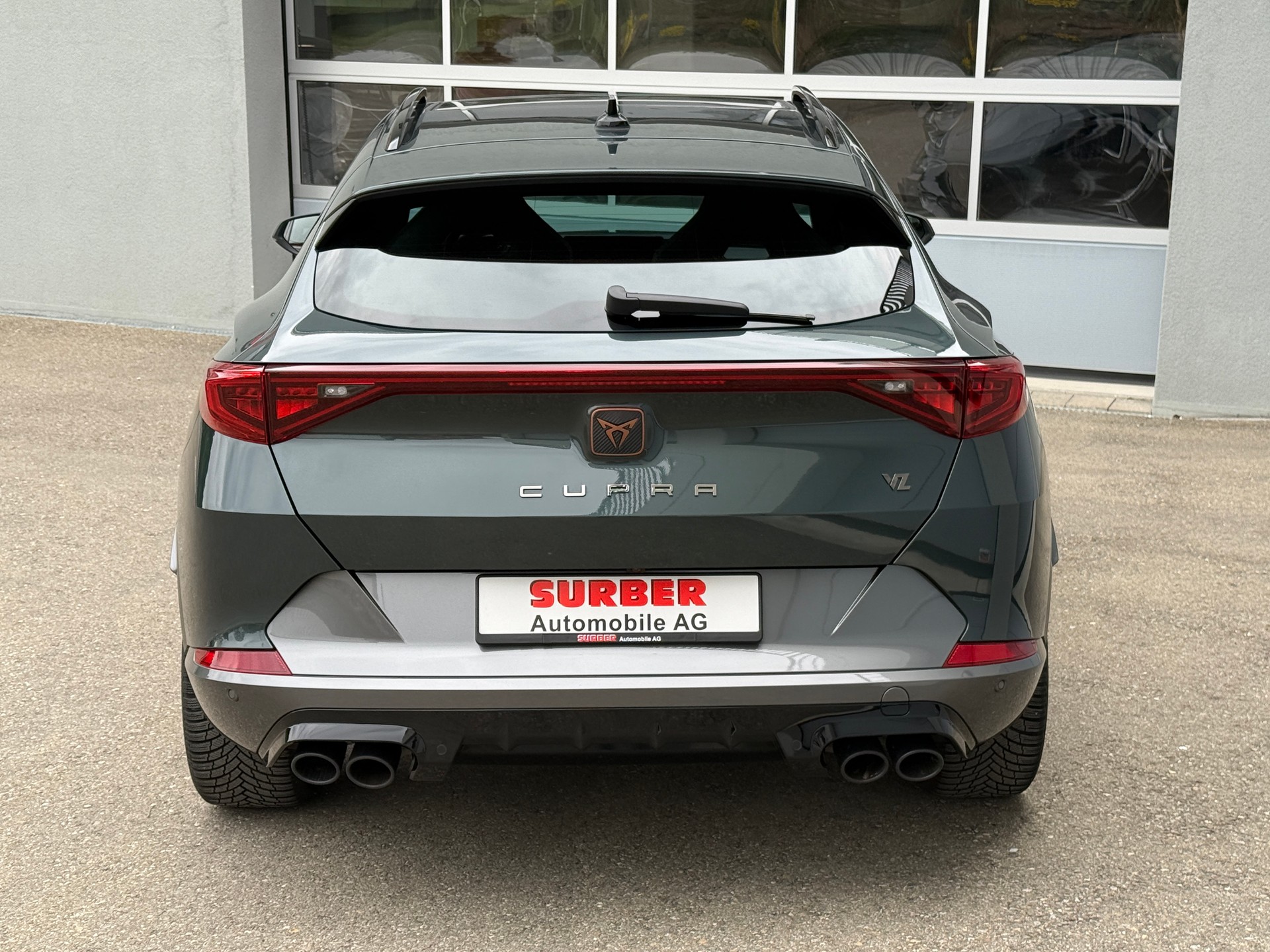CUPRA Formentor 2.0TSI VZ 4Drive DSG mit Anhängerkupplung & Panoramadach-image-4