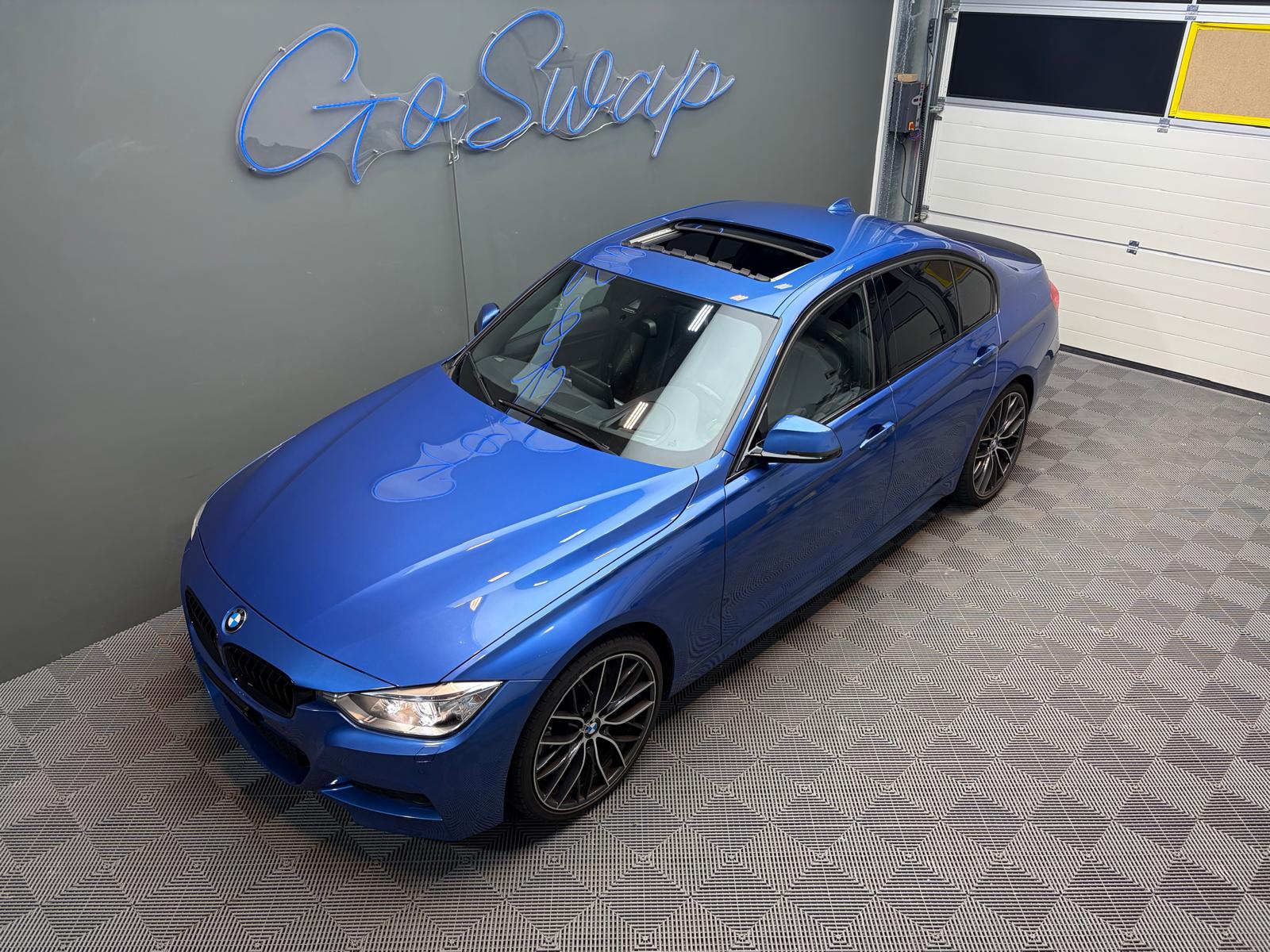 BMW 335i xDrive Sport Line Steptronic - Toit ouvrant/ Apple Car Play/Android Auto-image-6