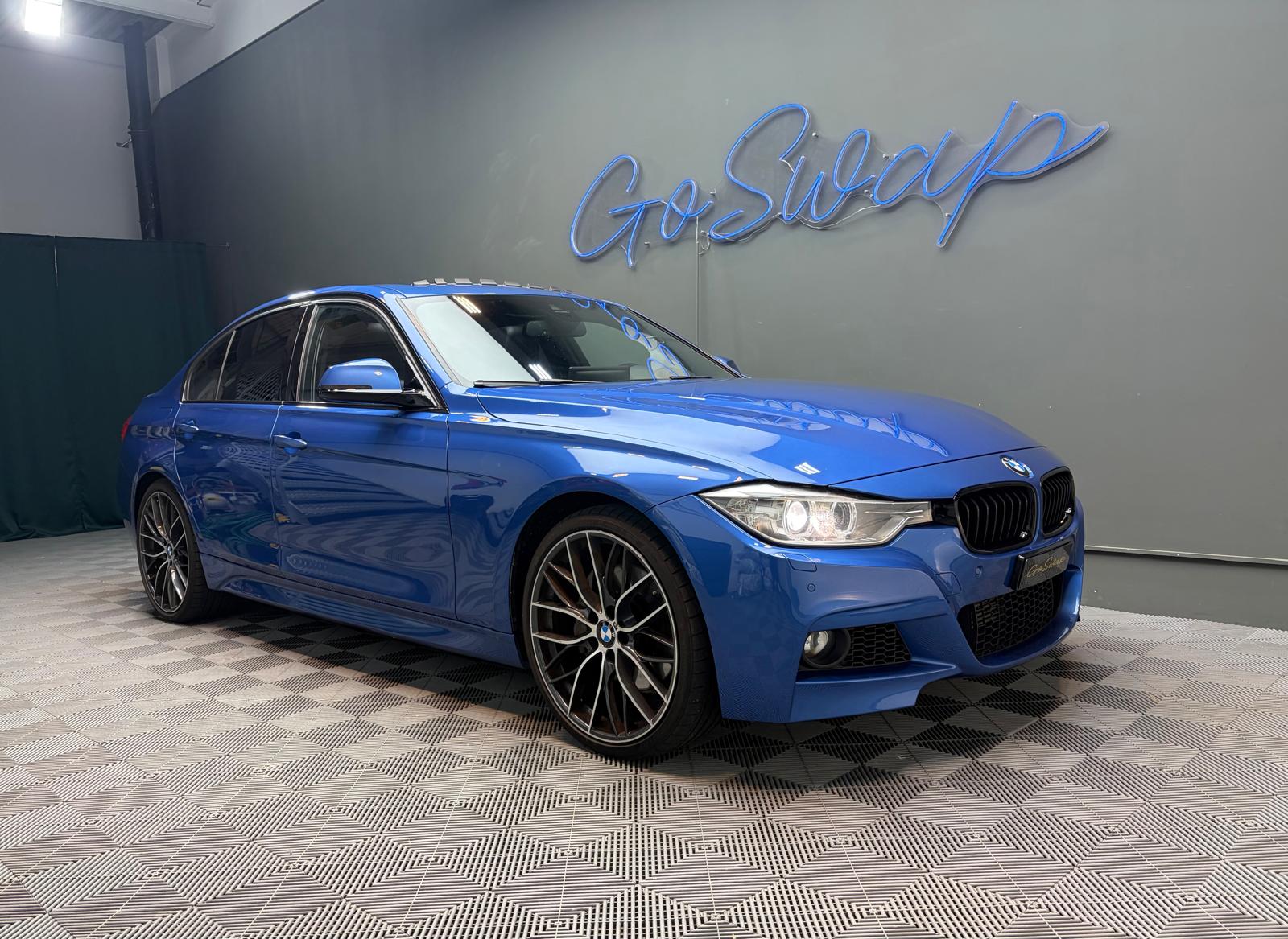 BMW 335i xDrive Sport Line Steptronic - Toit ouvrant/ Apple Car Play/Android Auto-image-0