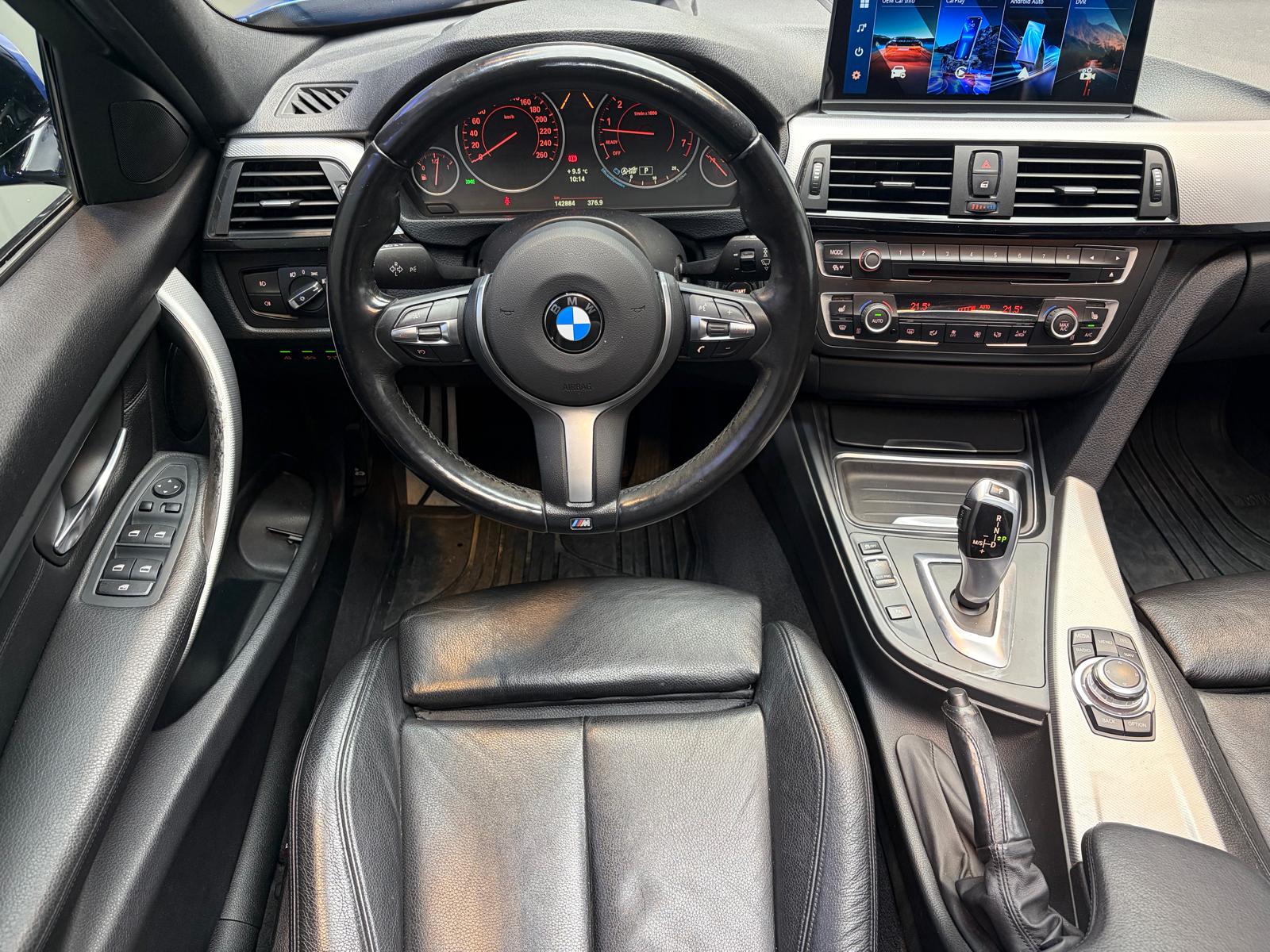 BMW 335i xDrive Sport Line Steptronic - Toit ouvrant/ Apple Car Play/Android Auto-image-16