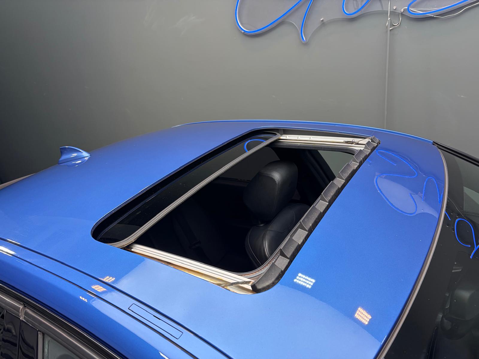 BMW 335i xDrive Sport Line Steptronic - Toit ouvrant/ Apple Car Play/Android Auto-image-1