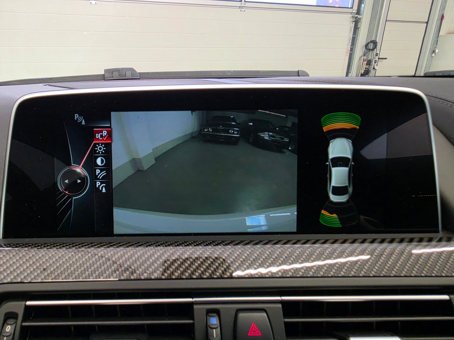 BMW M6 Coupé Drivelogic aus 1.Hand mit nur 19'900 Km-image-10