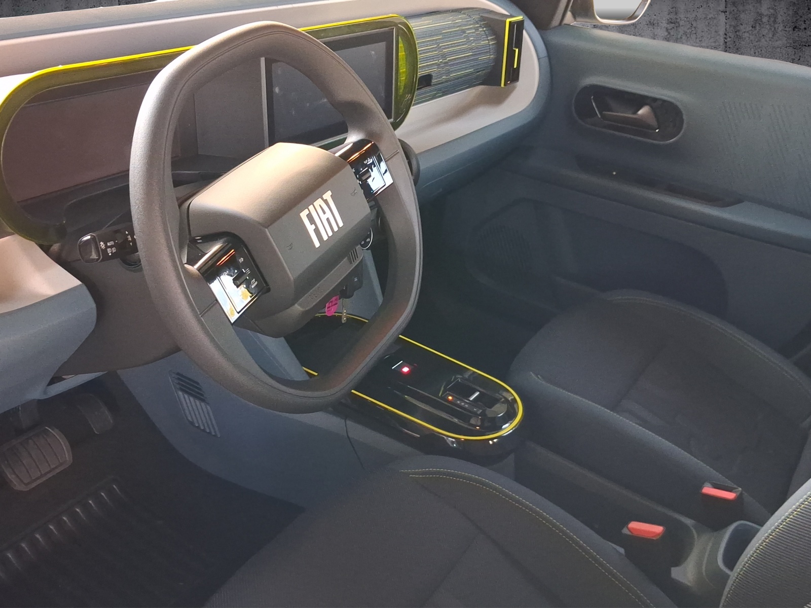 FIAT Grande Panda Elektro Red-image-7