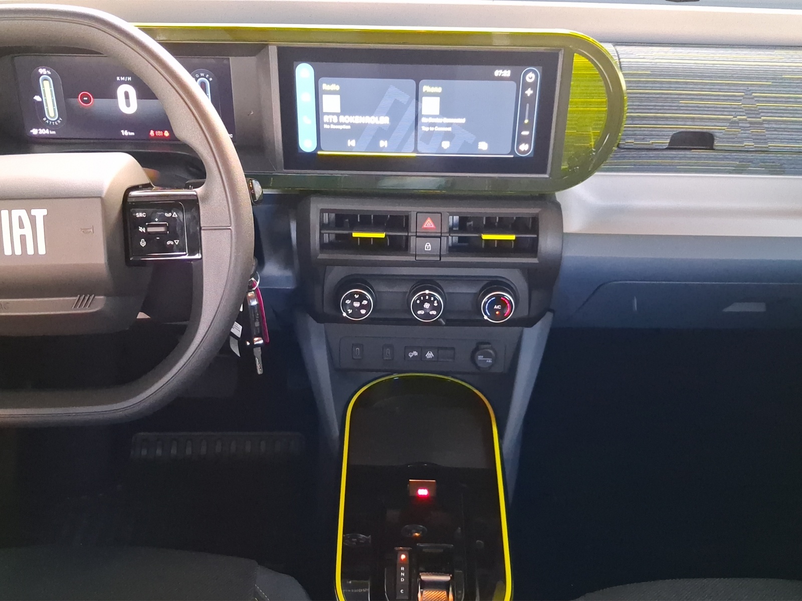 FIAT Grande Panda Elektro Red-image-14