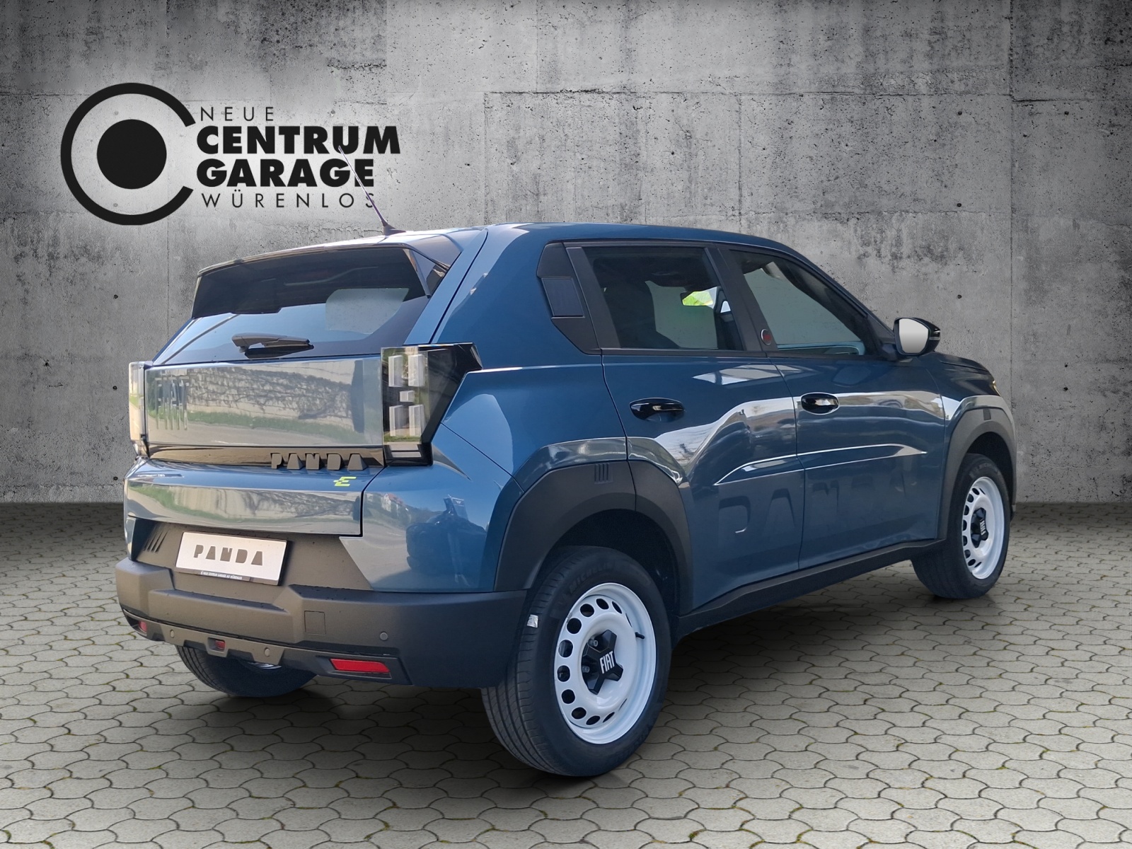 FIAT Grande Panda Elektro Red-image-3