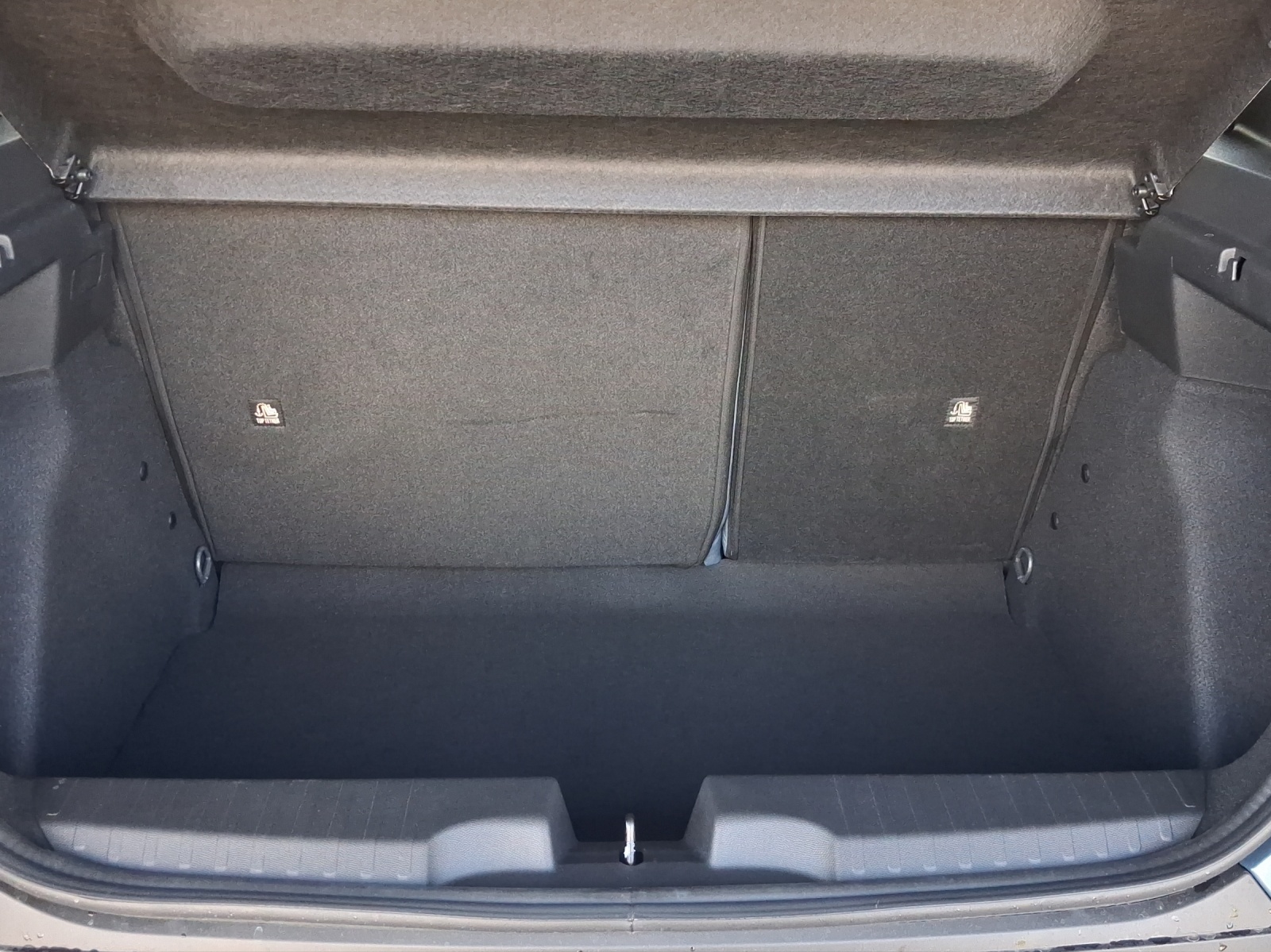 FIAT Grande Panda Elektro Red-image-9