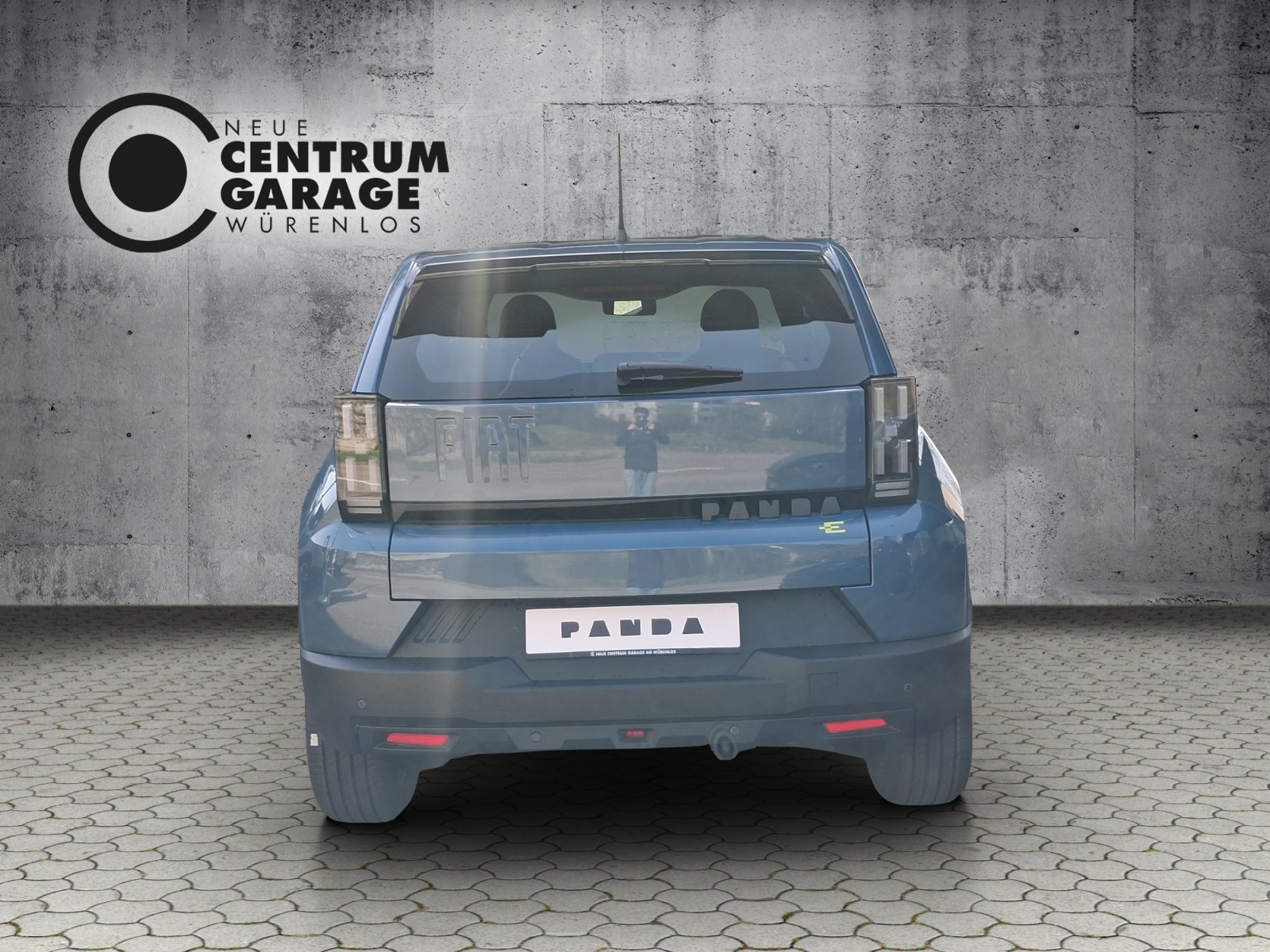FIAT Grande Panda Elektro Red-image-4