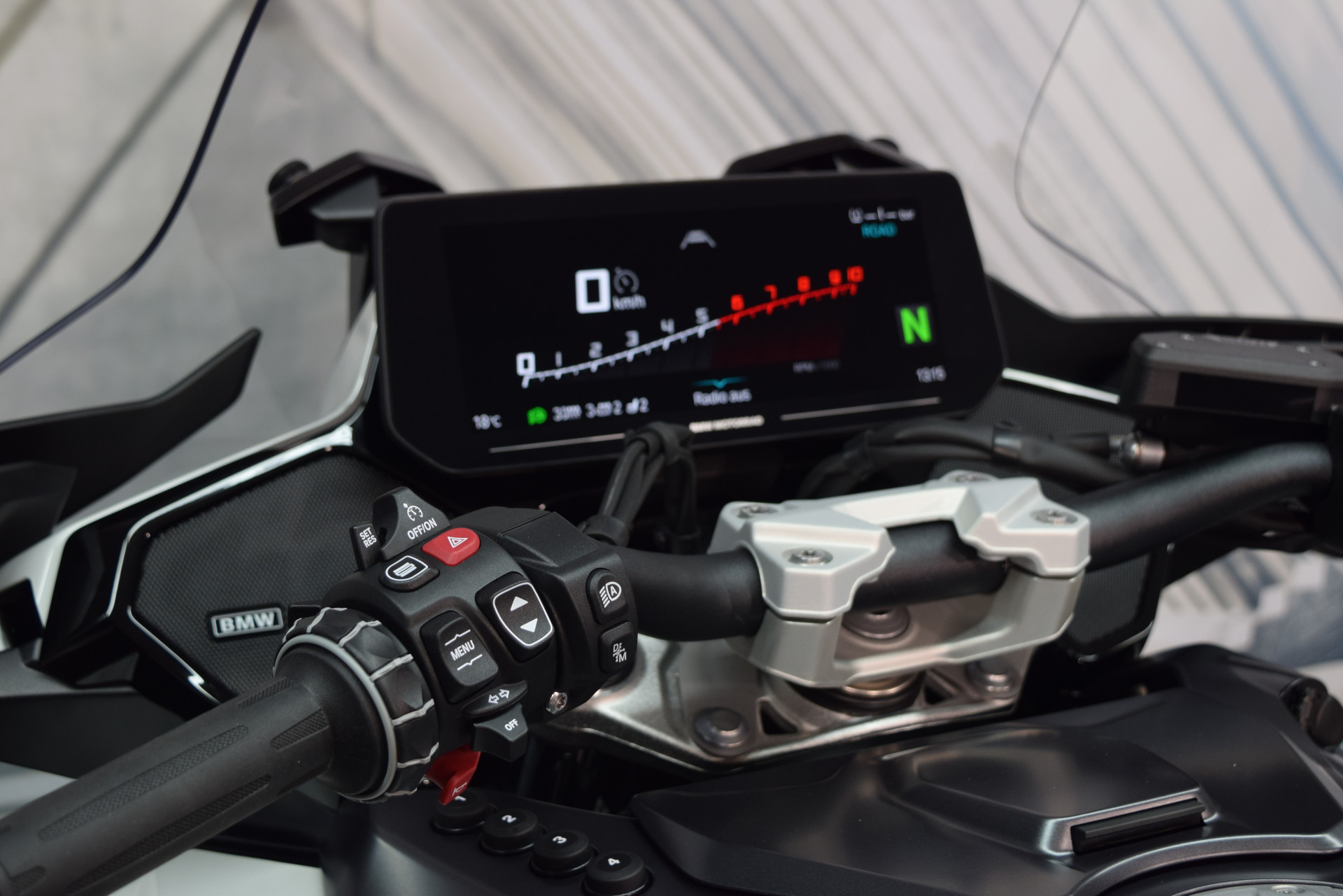BMW R 1300 RT ASA- Vollausstattung, BOXER PRÄMIE-image-6