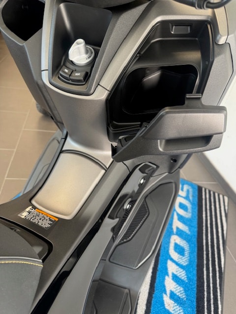 YAMAHA N-Max GPD 125 Tech Max 2026-image-15