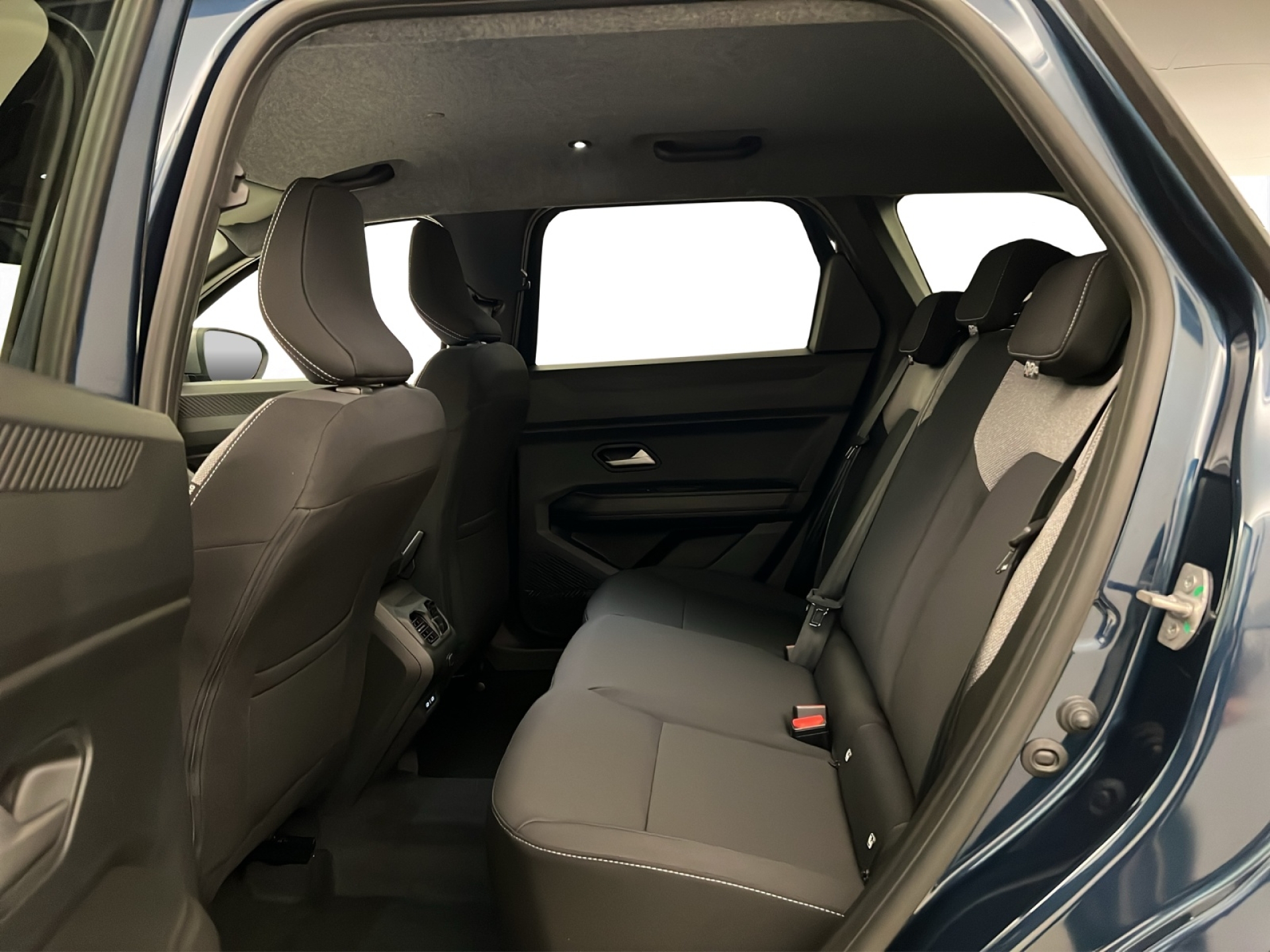 DACIA Bigster 1.8 Hybrid Journey-image-8