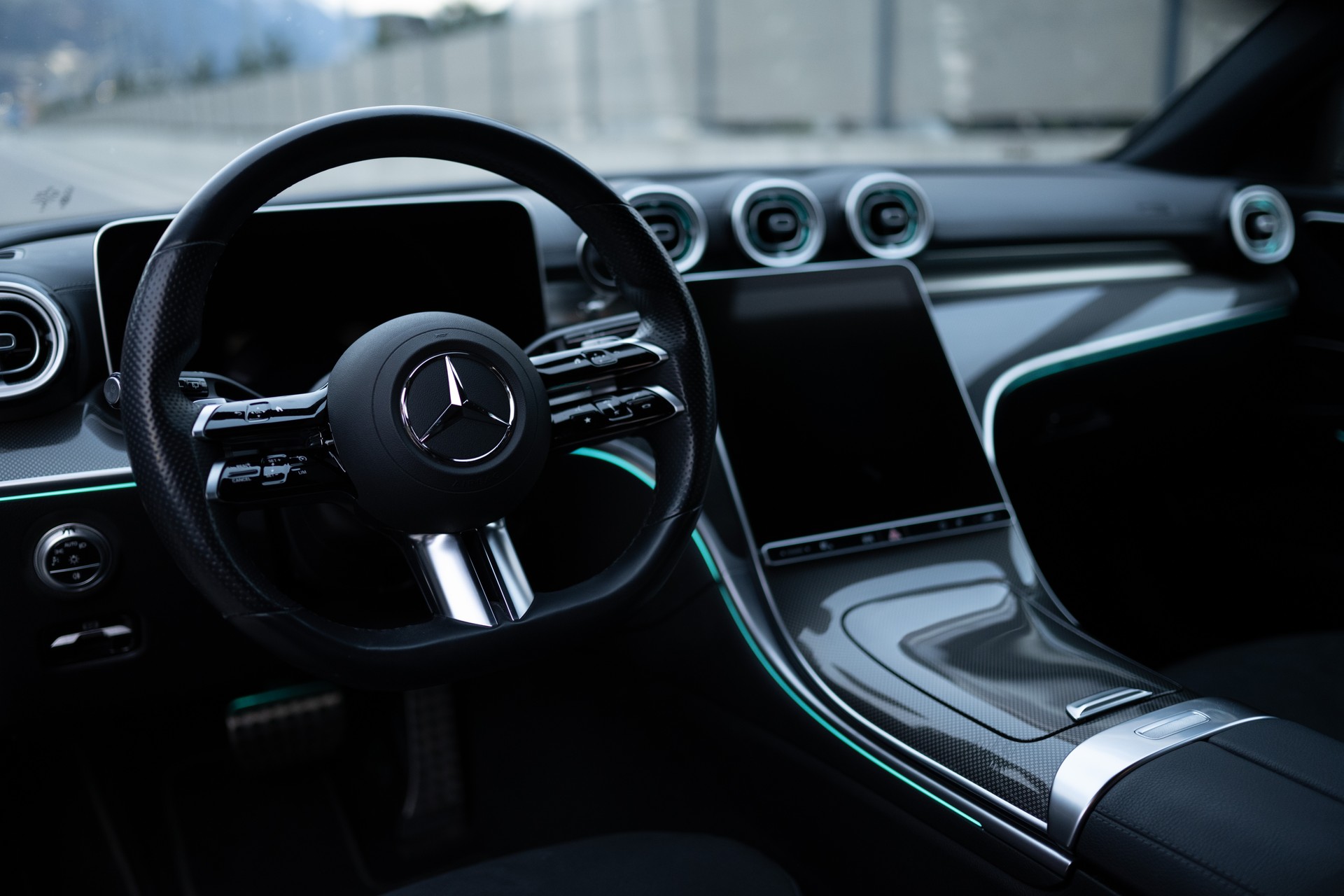 MERCEDES-BENZ C 220 d T AMG Line*AHK*8 Fach*Leasing*Laser-image-9
